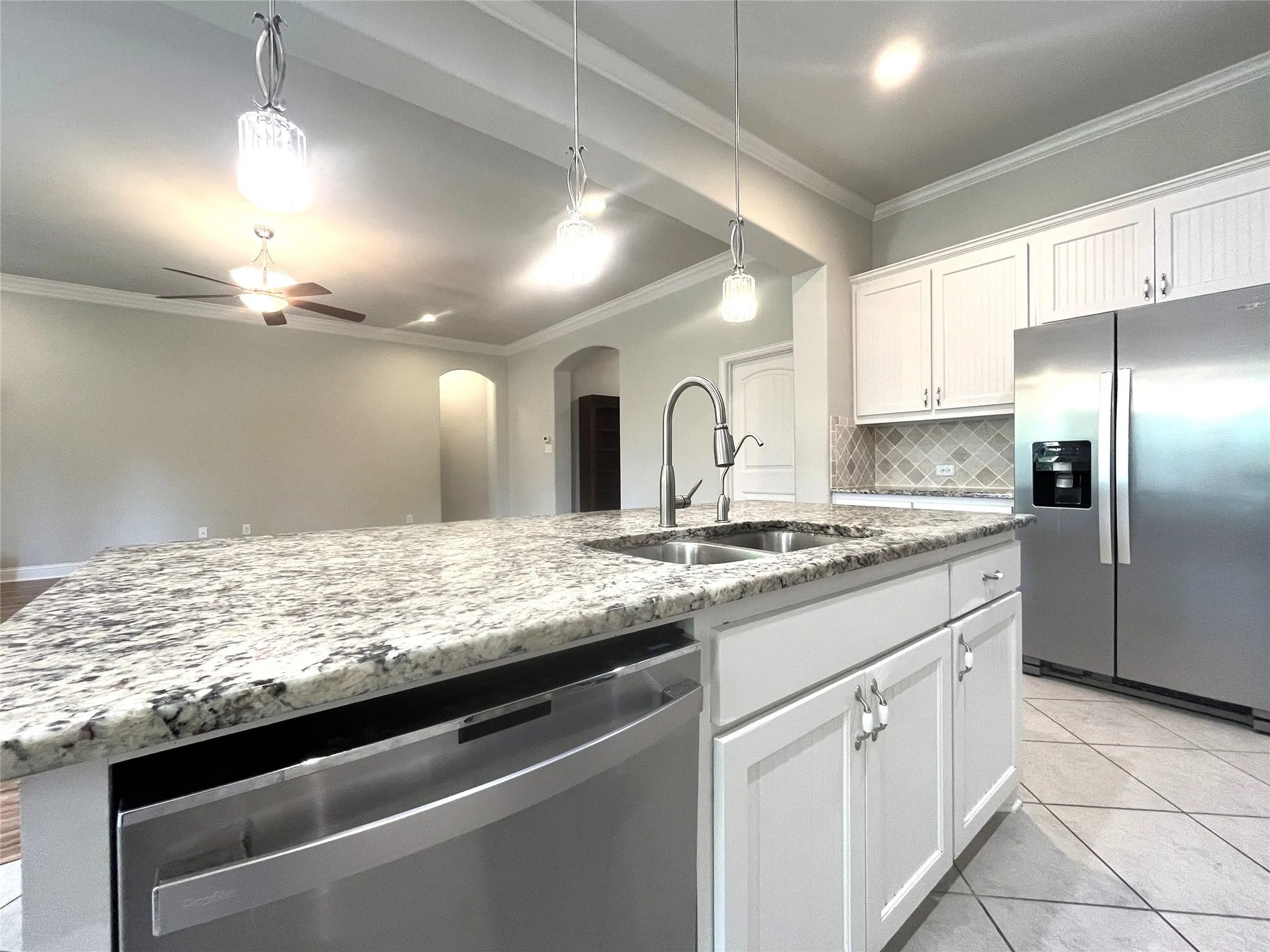 Single Family Residence For Sale in Ellis County , 348 Bessie Coleman Boulevard, Waxahachie, Texas 75165, 3 Bedroom, 2 Bathroom, 2 Garage spaces, 2,184 Sqft, built in 2017, mls#21341510, Real Estate Agent in Waxahachie, Homes For Sale in Ellis county, Homes For Sale in Waxahachie, Realtor in Waxahachie Texas, Real Estate Brokerage Independent Realty Texas, Luminita Cordes Realtor