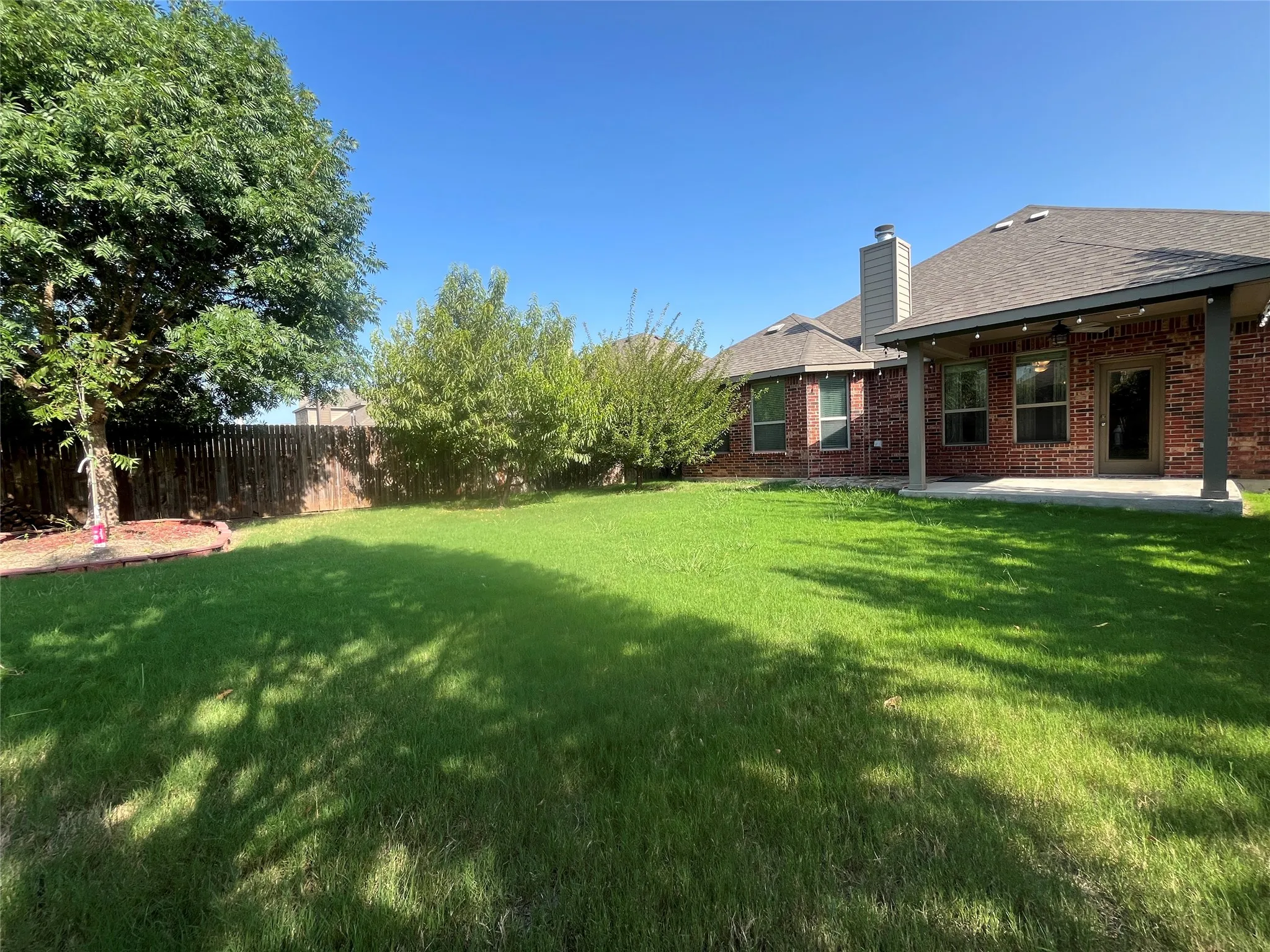 Single Family Residence For Sale in Ellis County , 348 Bessie Coleman Boulevard, Waxahachie, Texas 75165, 3 Bedroom, 2 Bathroom, 2 Garage spaces, 2,184 Sqft, built in 2017, mls#21341510, Real Estate Agent in Waxahachie, Homes For Sale in Ellis county, Homes For Sale in Waxahachie, Realtor in Waxahachie Texas, Real Estate Brokerage Independent Realty Texas, Luminita Cordes Realtor