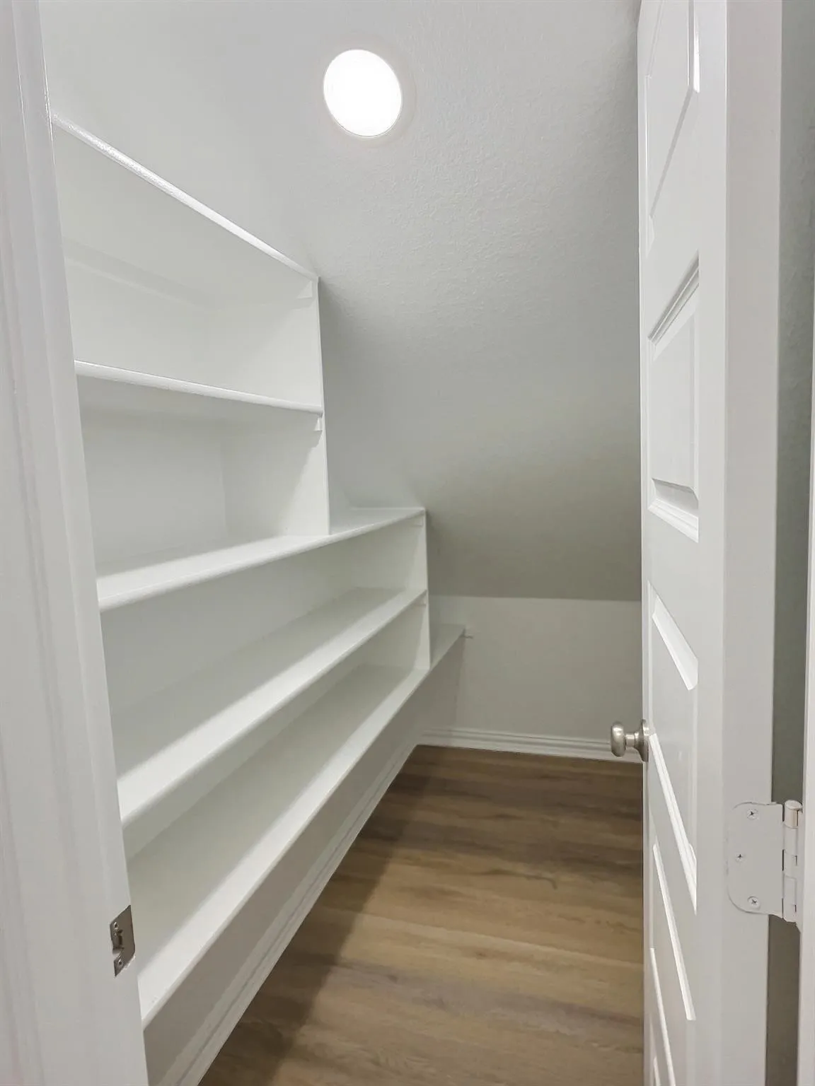 Single Family Residence For Rent in Grayson County , 1107 Mesa Street, Sherman, Texas 75090, 3 Bedroom, 3 Bathroom, 2 Garage spaces, 2,032 Sqft, built in 2023, mls#21341551, Real Estate Agent in Sherman, Homes For Rent in Grayson county, Homes For Rent in Sherman, Realtor in Sherman Texas, Real Estate Brokerage Independent Realty Texas, Luminita Cordes Realtor