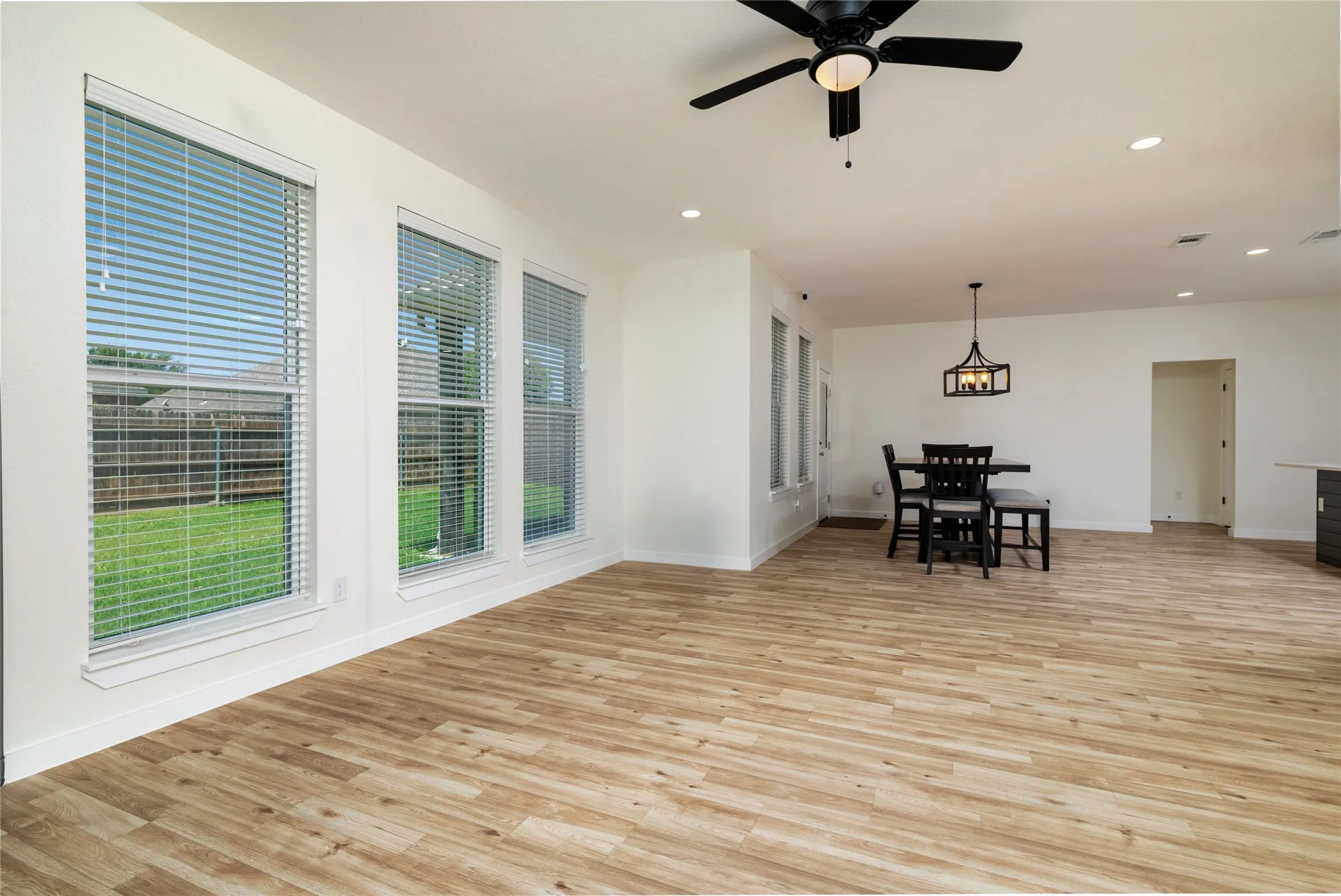 Single Family Residence For Sale in Tarrant County , 66 Lucas Lane, Edgecliff Village, Texas 76134, 4 Bedroom, 2 Bathroom, 2 Garage spaces, 2,351 Sqft, built in 2023, mls#21340243, Real Estate Agent in Edgecliff Village, Homes For Sale in Tarrant county, Homes For Sale in Edgecliff Village, Realtor in Edgecliff Village Texas, Real Estate Brokerage Independent Realty Texas, Luminita Cordes Realtor