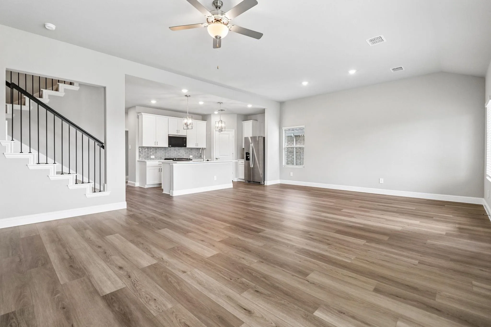 Single Family Residence For Rent in Collin County , 6206 Castamere Drive, Mc Kinney, Texas 75071, 6 Bedrooms, 3 Bathrooms, 2 Garage spaces, 2,791 Sqft, built in 2026, Price $3,999, mls#21341568, Real Estate Agent in Mc Kinney, Homes For Rent in Collin county, Homes For Rent in Mc Kinney, Realtor in Mc Kinney Texas, Real Estate Brokerage Independent Realty Texas, Luminita Cordes Realtor