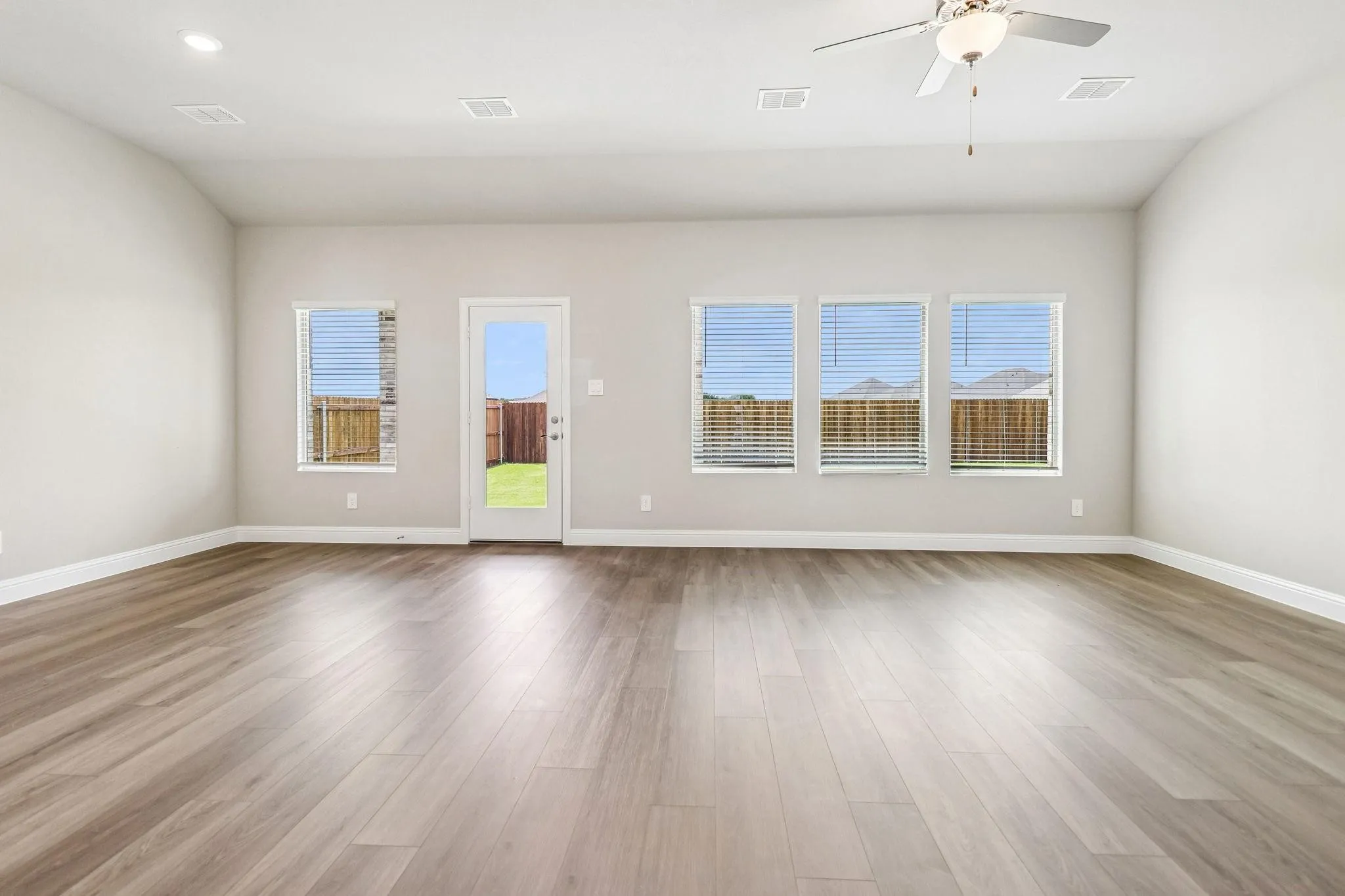 Single Family Residence For Rent in Collin County , 6206 Castamere Drive, Mc Kinney, Texas 75071, 6 Bedrooms, 3 Bathrooms, 2 Garage spaces, 2,791 Sqft, built in 2026, Price $3,999, mls#21341568, Real Estate Agent in Mc Kinney, Homes For Rent in Collin county, Homes For Rent in Mc Kinney, Realtor in Mc Kinney Texas, Real Estate Brokerage Independent Realty Texas, Luminita Cordes Realtor