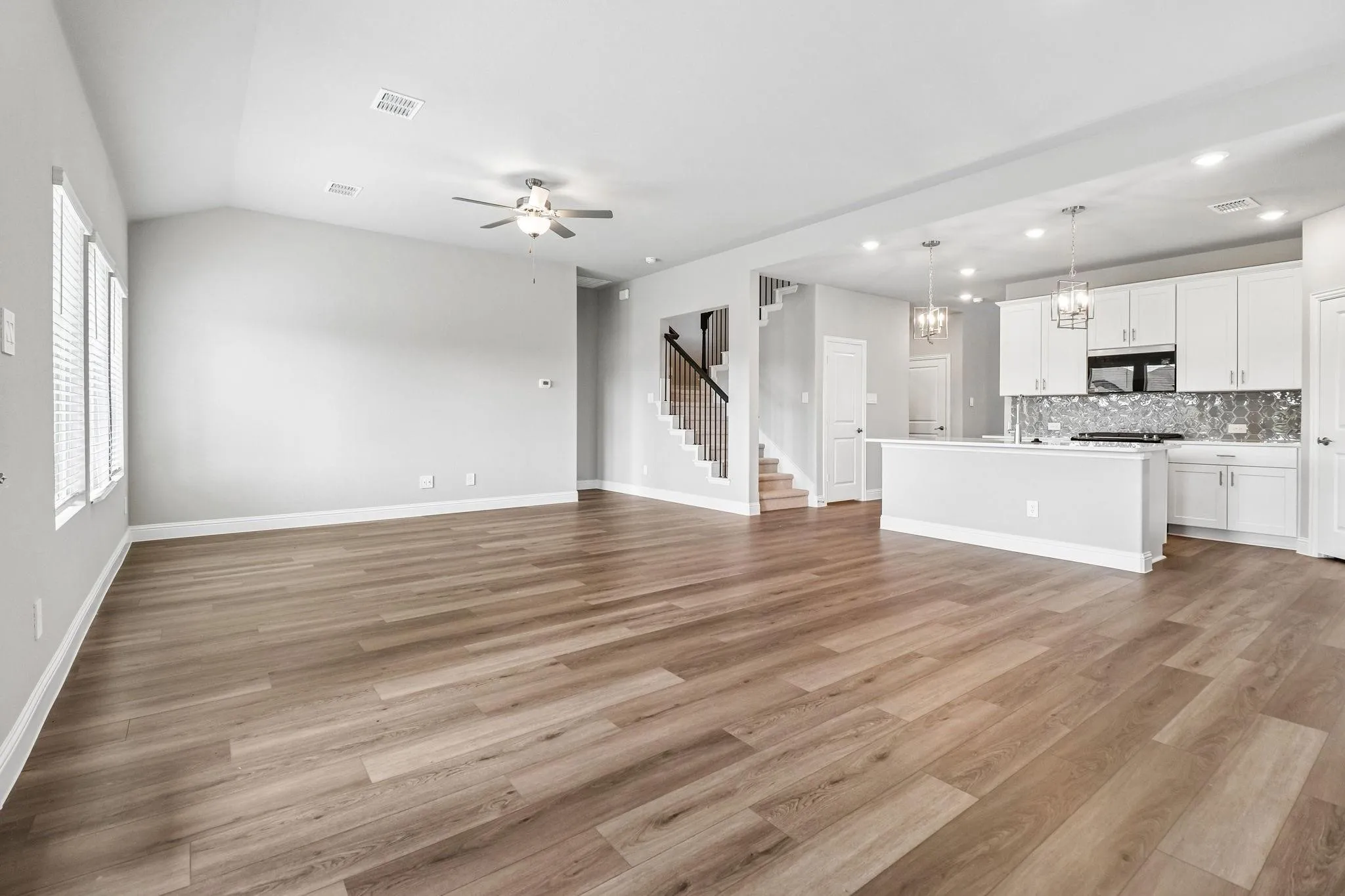 Single Family Residence For Rent in Collin County , 6206 Castamere Drive, Mc Kinney, Texas 75071, 6 Bedrooms, 3 Bathrooms, 2 Garage spaces, 2,791 Sqft, built in 2026, Price $3,999, mls#21341568, Real Estate Agent in Mc Kinney, Homes For Rent in Collin county, Homes For Rent in Mc Kinney, Realtor in Mc Kinney Texas, Real Estate Brokerage Independent Realty Texas, Luminita Cordes Realtor