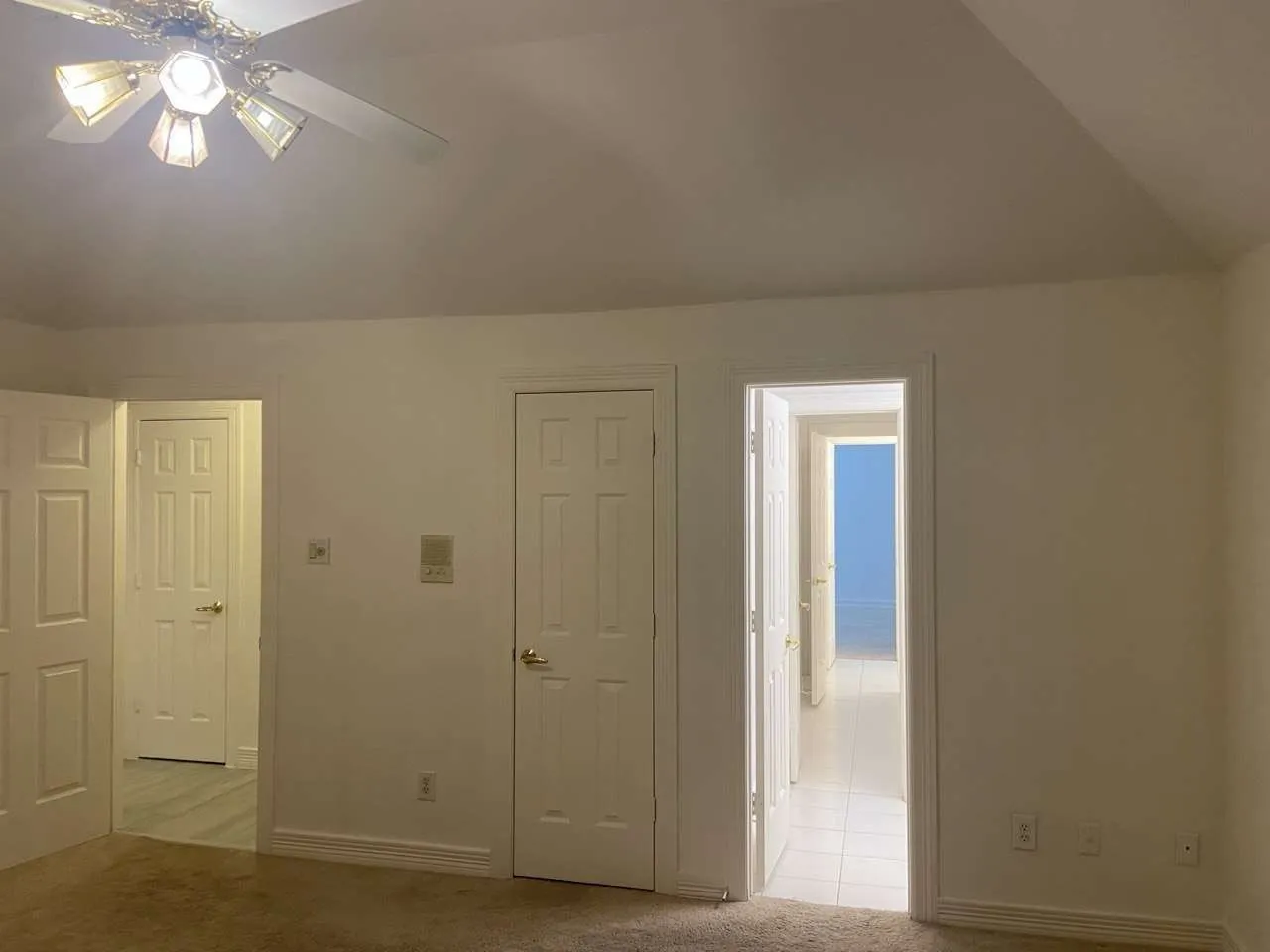Single Family Residence For Sale in Dallas County , 714 E Peninsula Drive, Coppell, Texas 75019, 6 Bedroom, 5 Bathroom, 3 Garage spaces, 5,711 Sqft, built in 1996, Price $1,299,900, mls#21341569, Real Estate Agent in Coppell, Homes For Sale in Dallas county, Homes For Sale in Coppell, Realtor in Coppell Texas, Real Estate Brokerage Independent Realty Texas, Luminita Cordes Realtor
