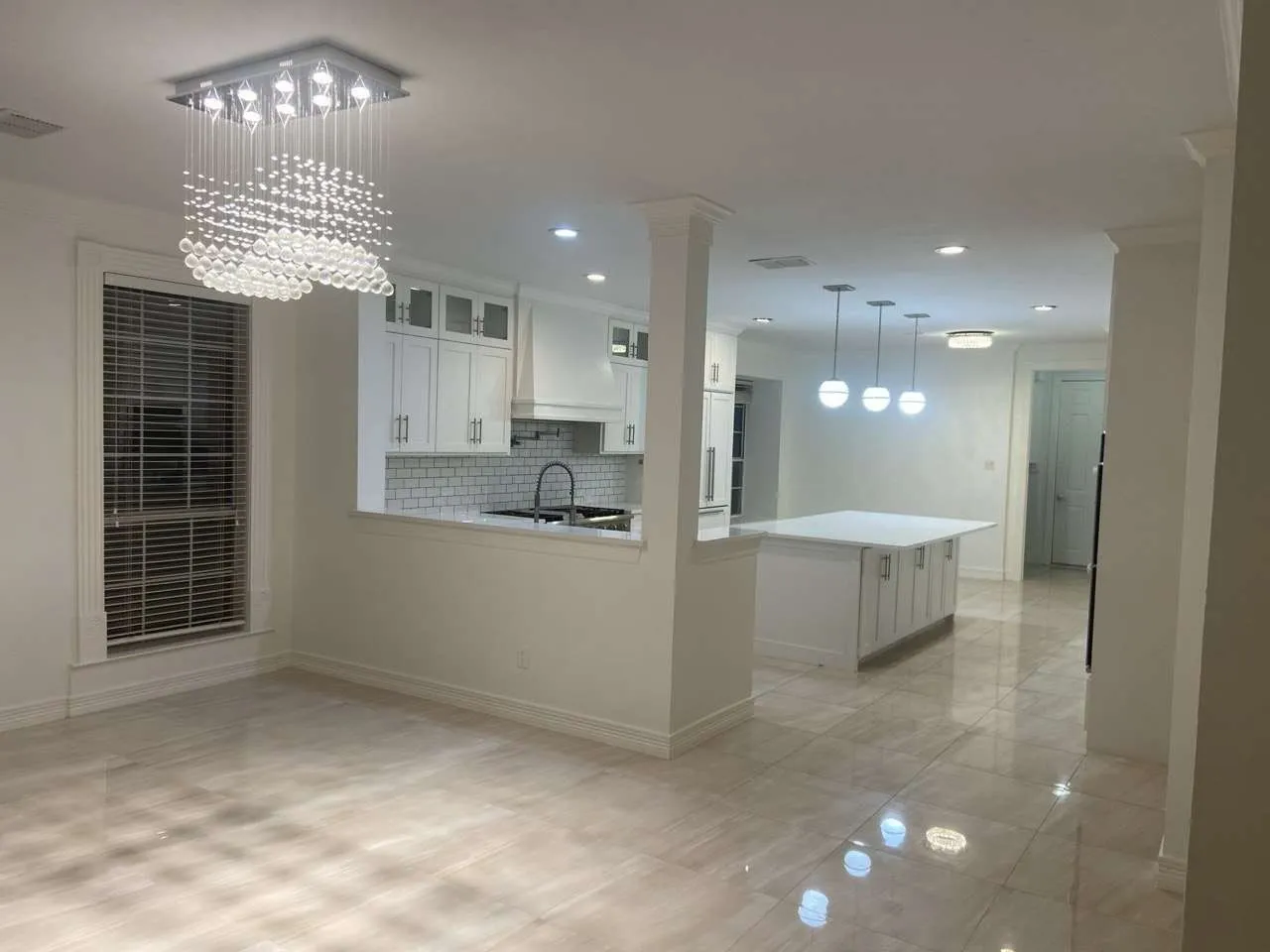 Single Family Residence For Sale in Dallas County , 714 E Peninsula Drive, Coppell, Texas 75019, 6 Bedroom, 5 Bathroom, 3 Garage spaces, 5,711 Sqft, built in 1996, Price $1,299,900, mls#21341569, Real Estate Agent in Coppell, Homes For Sale in Dallas county, Homes For Sale in Coppell, Realtor in Coppell Texas, Real Estate Brokerage Independent Realty Texas, Luminita Cordes Realtor