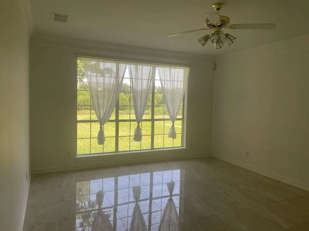 Single Family Residence For Sale in Dallas County , 714 E Peninsula Drive, Coppell, Texas 75019, 6 Bedroom, 5 Bathroom, 3 Garage spaces, 5,711 Sqft, built in 1996, Price $1,299,900, mls#21341569, Real Estate Agent in Coppell, Homes For Sale in Dallas county, Homes For Sale in Coppell, Realtor in Coppell Texas, Real Estate Brokerage Independent Realty Texas, Luminita Cordes Realtor