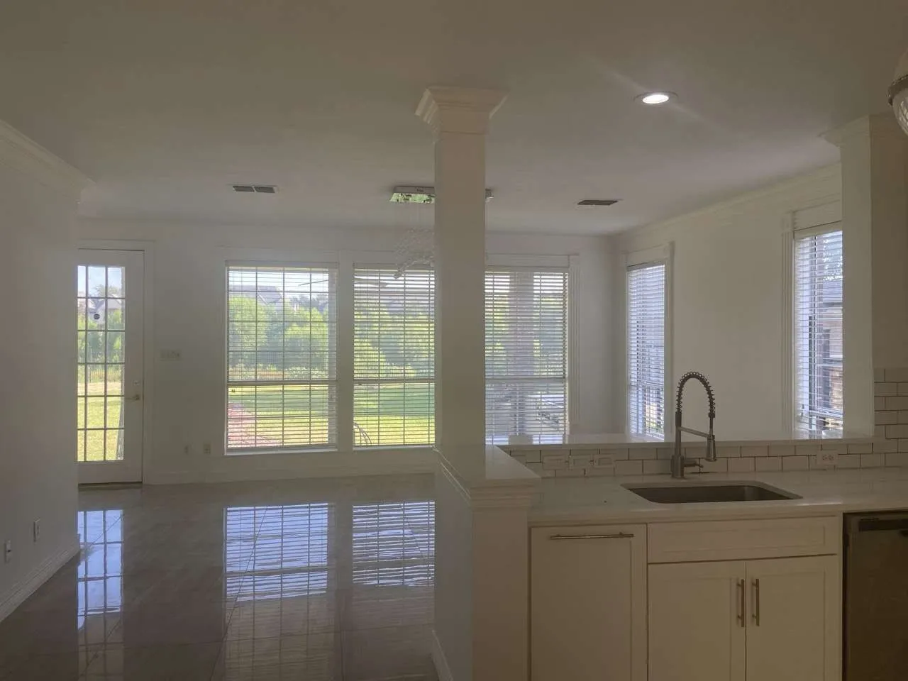 Single Family Residence For Sale in Dallas County , 714 E Peninsula Drive, Coppell, Texas 75019, 6 Bedroom, 5 Bathroom, 3 Garage spaces, 5,711 Sqft, built in 1996, Price $1,299,900, mls#21341569, Real Estate Agent in Coppell, Homes For Sale in Dallas county, Homes For Sale in Coppell, Realtor in Coppell Texas, Real Estate Brokerage Independent Realty Texas, Luminita Cordes Realtor