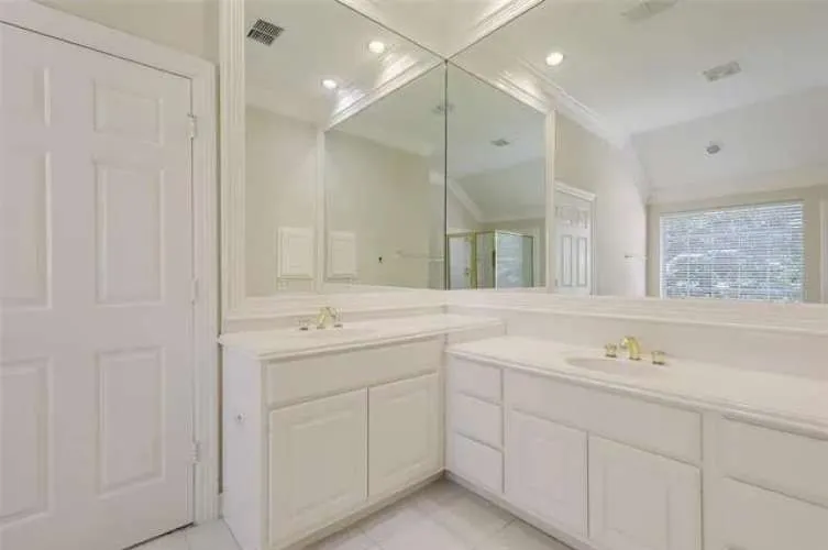 Single Family Residence For Sale in Dallas County , 714 E Peninsula Drive, Coppell, Texas 75019, 6 Bedroom, 5 Bathroom, 3 Garage spaces, 5,711 Sqft, built in 1996, Price $1,299,900, mls#21341569, Real Estate Agent in Coppell, Homes For Sale in Dallas county, Homes For Sale in Coppell, Realtor in Coppell Texas, Real Estate Brokerage Independent Realty Texas, Luminita Cordes Realtor