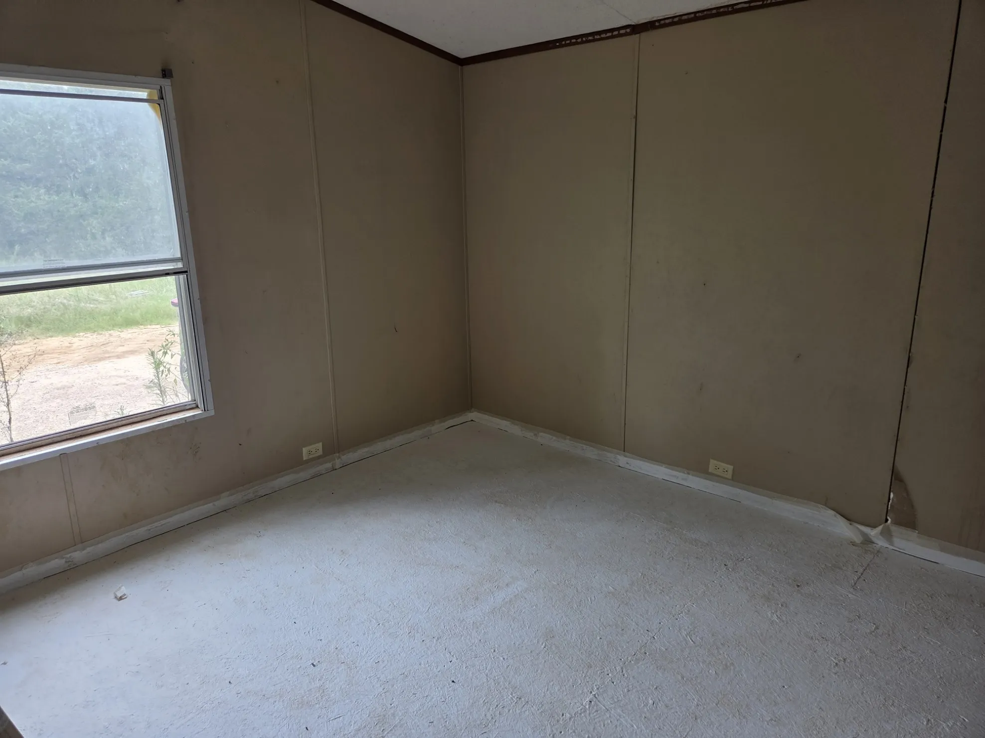 Mobile Home For Sale in Grayson County , 126 Tipps Road, Whitesboro, Texas 76273, 4 Bedroom, 2 Bathroom, Garage spaces, 1,280 Sqft, built in 2015, mls#21341578, Real Estate Agent in Whitesboro, Homes For Sale in Grayson county, Homes For Sale in Whitesboro, Realtor in Whitesboro Texas, Real Estate Brokerage Independent Realty Texas, Luminita Cordes Realtor