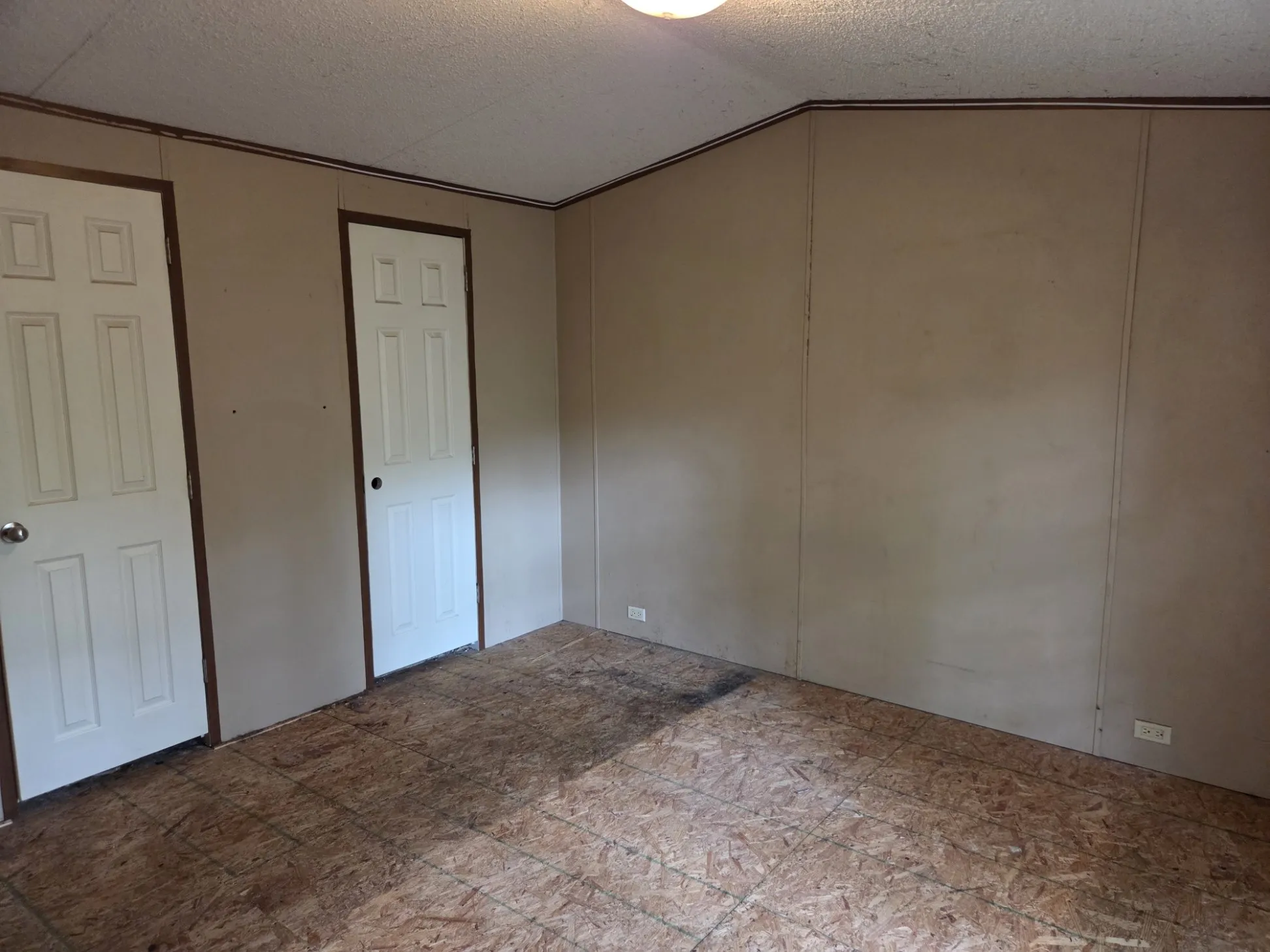 Mobile Home For Sale in Grayson County , 126 Tipps Road, Whitesboro, Texas 76273, 4 Bedroom, 2 Bathroom, Garage spaces, 1,280 Sqft, built in 2015, mls#21341578, Real Estate Agent in Whitesboro, Homes For Sale in Grayson county, Homes For Sale in Whitesboro, Realtor in Whitesboro Texas, Real Estate Brokerage Independent Realty Texas, Luminita Cordes Realtor