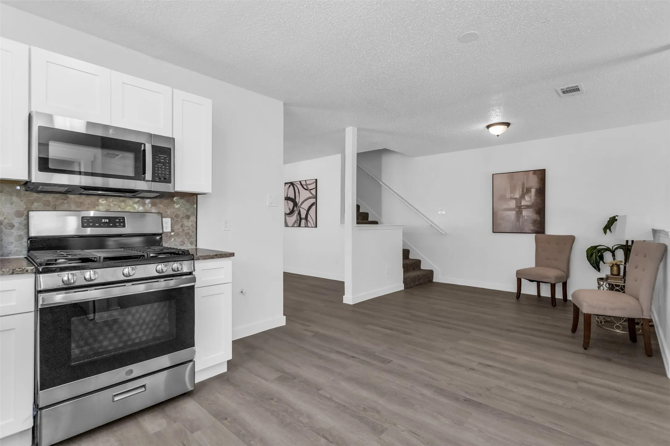 Single Family Residence For Sale in Dallas County , 522 Alameda Avenue, Duncanville, Texas 75137, 3 Bedroom, 3 Bathroom, 2 Garage spaces, 2,264 Sqft, built in 1993, mls#21341315, Real Estate Agent in Duncanville, Homes For Sale in Dallas county, Homes For Sale in Duncanville, Realtor in Duncanville Texas, Real Estate Brokerage Independent Realty Texas, Luminita Cordes Realtor