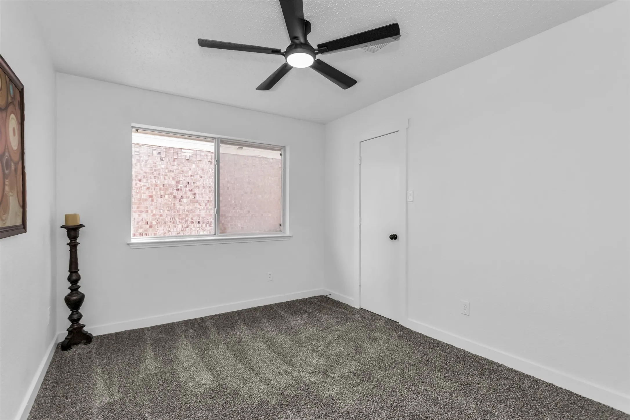 Single Family Residence For Sale in Dallas County , 522 Alameda Avenue, Duncanville, Texas 75137, 3 Bedroom, 3 Bathroom, 2 Garage spaces, 2,264 Sqft, built in 1993, mls#21341315, Real Estate Agent in Duncanville, Homes For Sale in Dallas county, Homes For Sale in Duncanville, Realtor in Duncanville Texas, Real Estate Brokerage Independent Realty Texas, Luminita Cordes Realtor