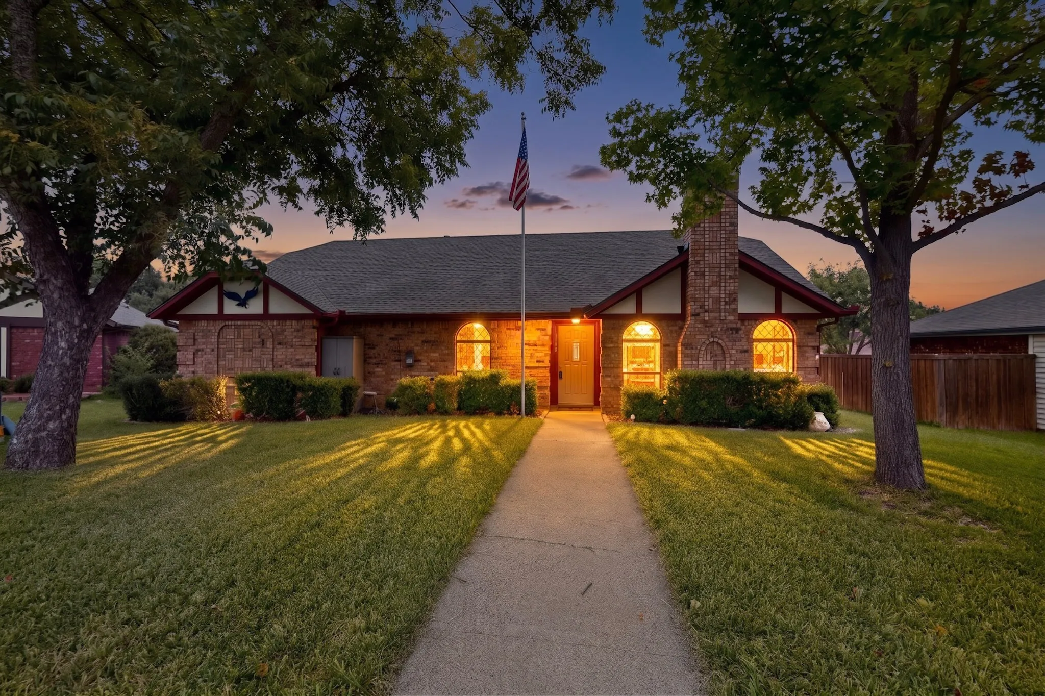 Single Family Residence For Sale in Dallas County , 4902 Van Ness Street, Garland, Texas 75043, 4 Bedroom, 2 Bathroom, 2 Garage spaces, 2,042 Sqft, built in 1985, mls#21335644, Real Estate Agent in Garland, Homes For Sale in Dallas county, Homes For Sale in Garland, Realtor in Garland Texas, Real Estate Brokerage Independent Realty Texas, Luminita Cordes Realtor