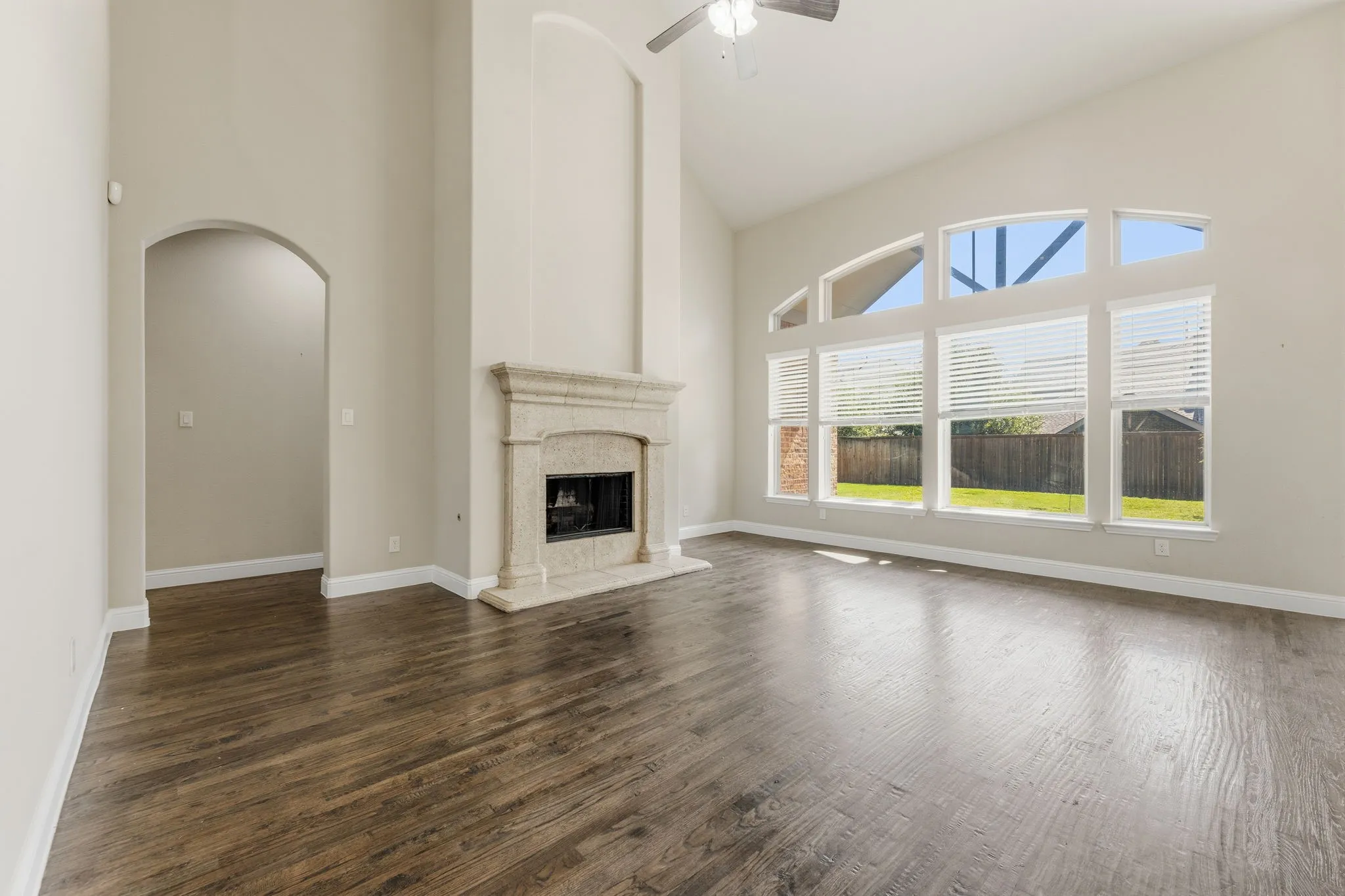 Single Family Residence For Rent in Collin County , 4405 Jubilee Drive, Mc Kinney, Texas 75070, 5 Bedroom, 4 Bathroom, 2 Garage spaces, 3,630 Sqft, built in 2014, mls#21341589, Real Estate Agent in Mc Kinney, Homes For Rent in Collin county, Homes For Rent in Mc Kinney, Realtor in Mc Kinney Texas, Real Estate Brokerage Independent Realty Texas, Luminita Cordes Realtor
