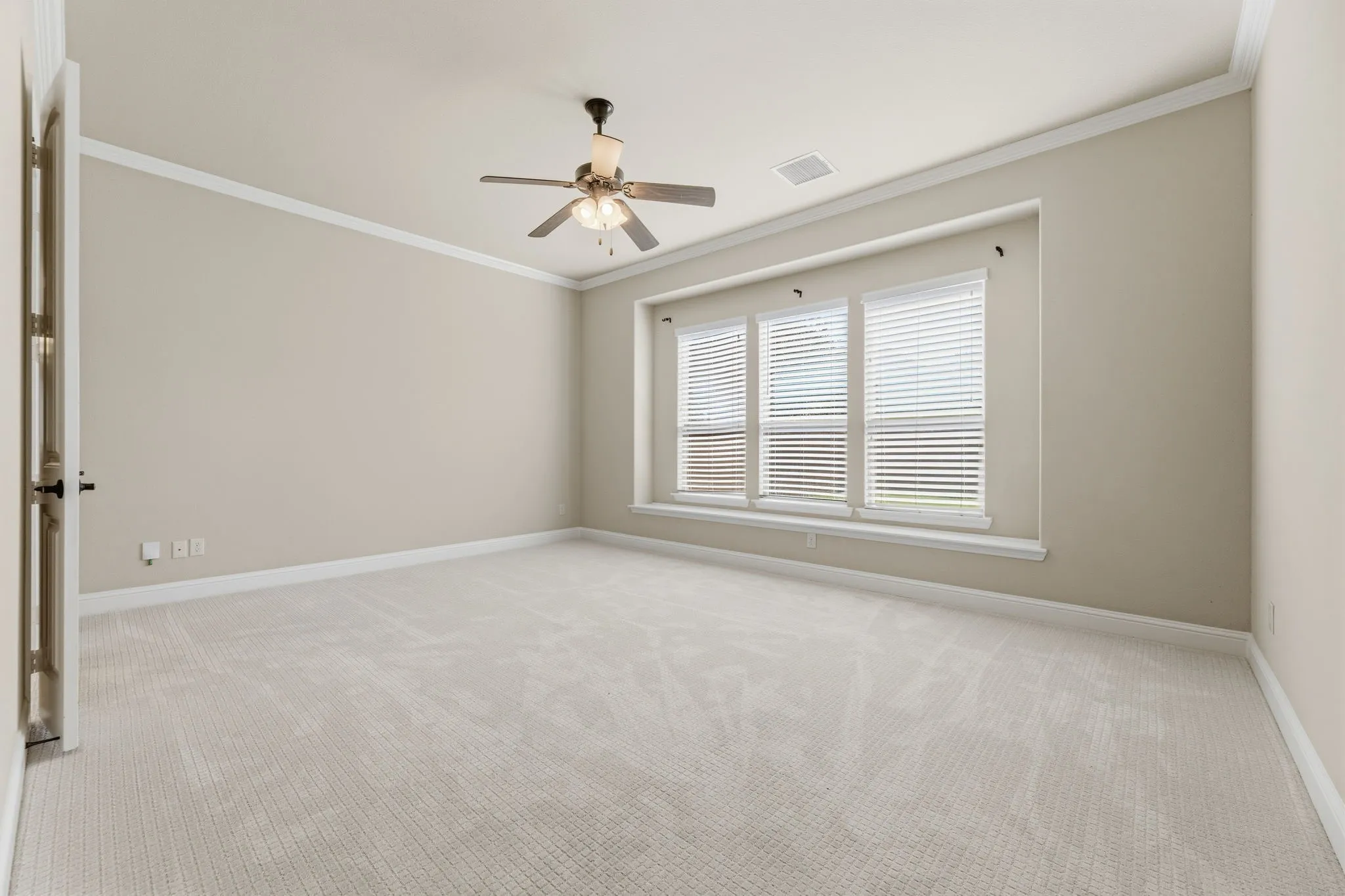 Single Family Residence For Rent in Collin County , 4405 Jubilee Drive, Mc Kinney, Texas 75070, 5 Bedroom, 4 Bathroom, 2 Garage spaces, 3,630 Sqft, built in 2014, mls#21341589, Real Estate Agent in Mc Kinney, Homes For Rent in Collin county, Homes For Rent in Mc Kinney, Realtor in Mc Kinney Texas, Real Estate Brokerage Independent Realty Texas, Luminita Cordes Realtor
