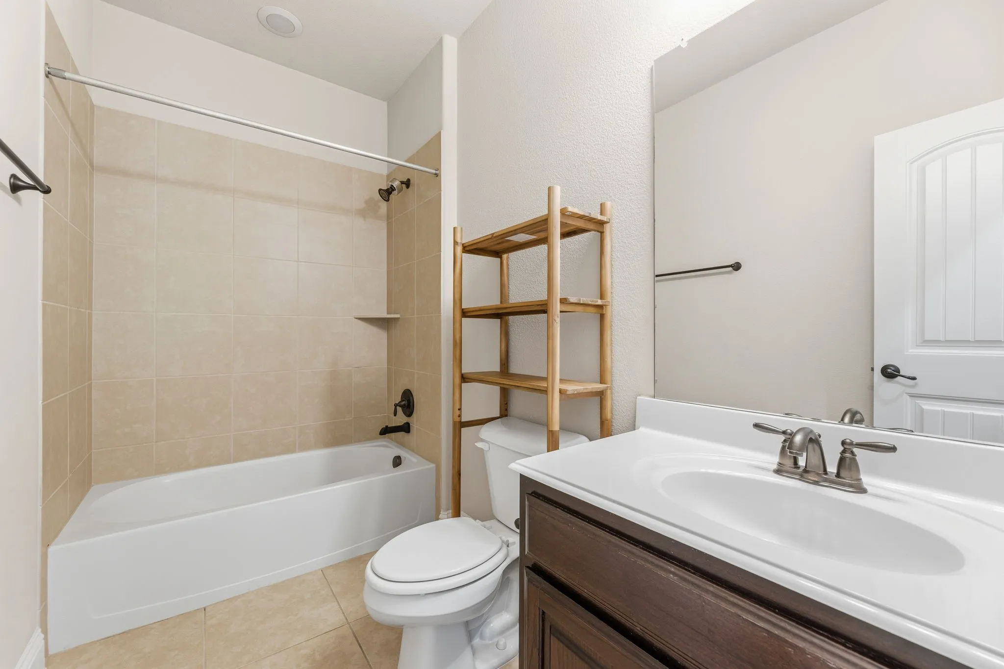 Single Family Residence For Rent in Collin County , 4405 Jubilee Drive, Mc Kinney, Texas 75070, 5 Bedroom, 4 Bathroom, 2 Garage spaces, 3,630 Sqft, built in 2014, mls#21341589, Real Estate Agent in Mc Kinney, Homes For Rent in Collin county, Homes For Rent in Mc Kinney, Realtor in Mc Kinney Texas, Real Estate Brokerage Independent Realty Texas, Luminita Cordes Realtor