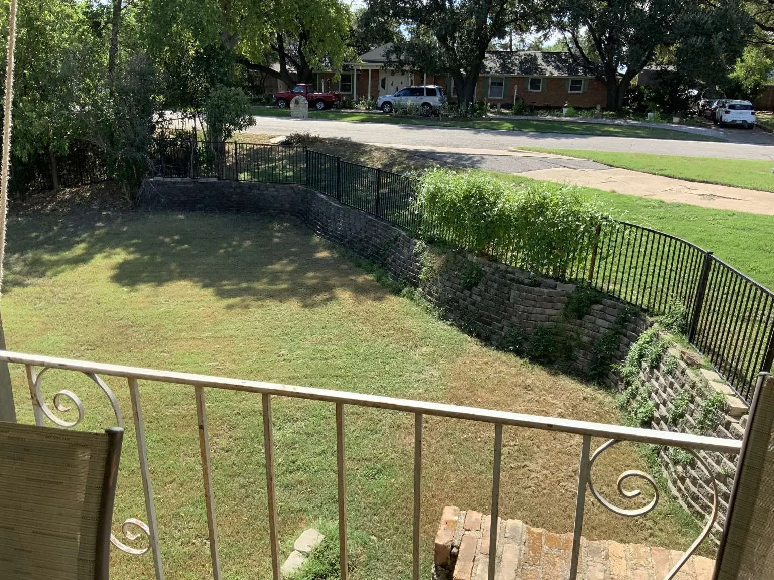 Single Family Residence For Sale in Dallas County , 2415 Skyline Drive, Irving, Texas 75038, 3 Bedroom, 3 Bathroom, 2 Garage spaces, 3,808 Sqft, built in 1962, mls#21341591, Real Estate Agent in Irving, Homes For Sale in Dallas county, Homes For Sale in Irving, Realtor in Irving Texas, Real Estate Brokerage Independent Realty Texas, Luminita Cordes Realtor