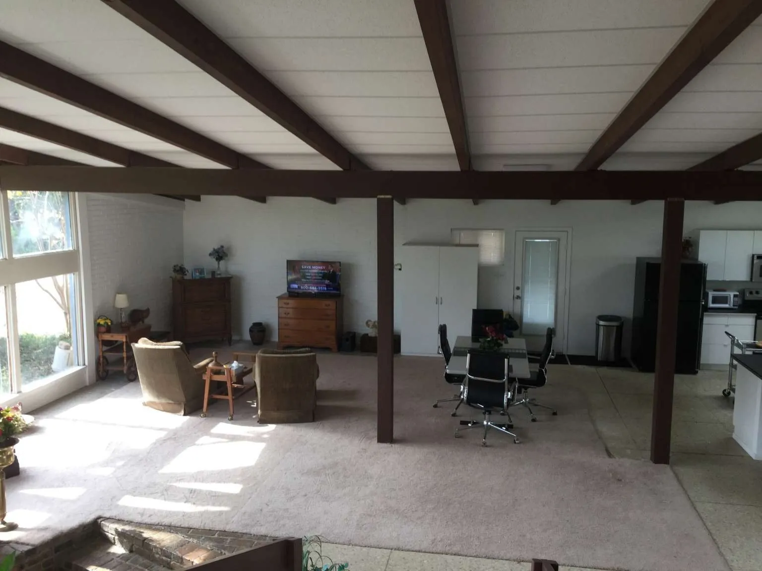 Single Family Residence For Sale in Dallas County , 2415 Skyline Drive, Irving, Texas 75038, 3 Bedroom, 3 Bathroom, 2 Garage spaces, 3,808 Sqft, built in 1962, mls#21341591, Real Estate Agent in Irving, Homes For Sale in Dallas county, Homes For Sale in Irving, Realtor in Irving Texas, Real Estate Brokerage Independent Realty Texas, Luminita Cordes Realtor