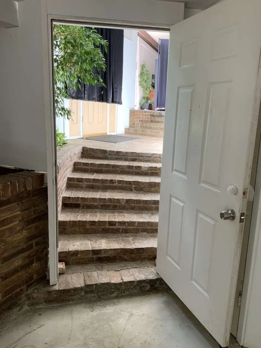 Single Family Residence For Sale in Dallas County , 2415 Skyline Drive, Irving, Texas 75038, 3 Bedroom, 3 Bathroom, 2 Garage spaces, 3,808 Sqft, built in 1962, mls#21341591, Real Estate Agent in Irving, Homes For Sale in Dallas county, Homes For Sale in Irving, Realtor in Irving Texas, Real Estate Brokerage Independent Realty Texas, Luminita Cordes Realtor