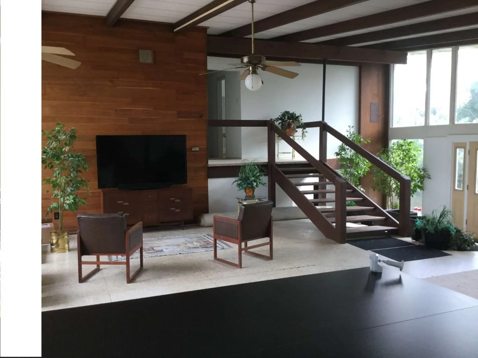 Single Family Residence For Sale in Dallas County , 2415 Skyline Drive, Irving, Texas 75038, 3 Bedroom, 3 Bathroom, 2 Garage spaces, 3,808 Sqft, built in 1962, mls#21341591, Real Estate Agent in Irving, Homes For Sale in Dallas county, Homes For Sale in Irving, Realtor in Irving Texas, Real Estate Brokerage Independent Realty Texas, Luminita Cordes Realtor