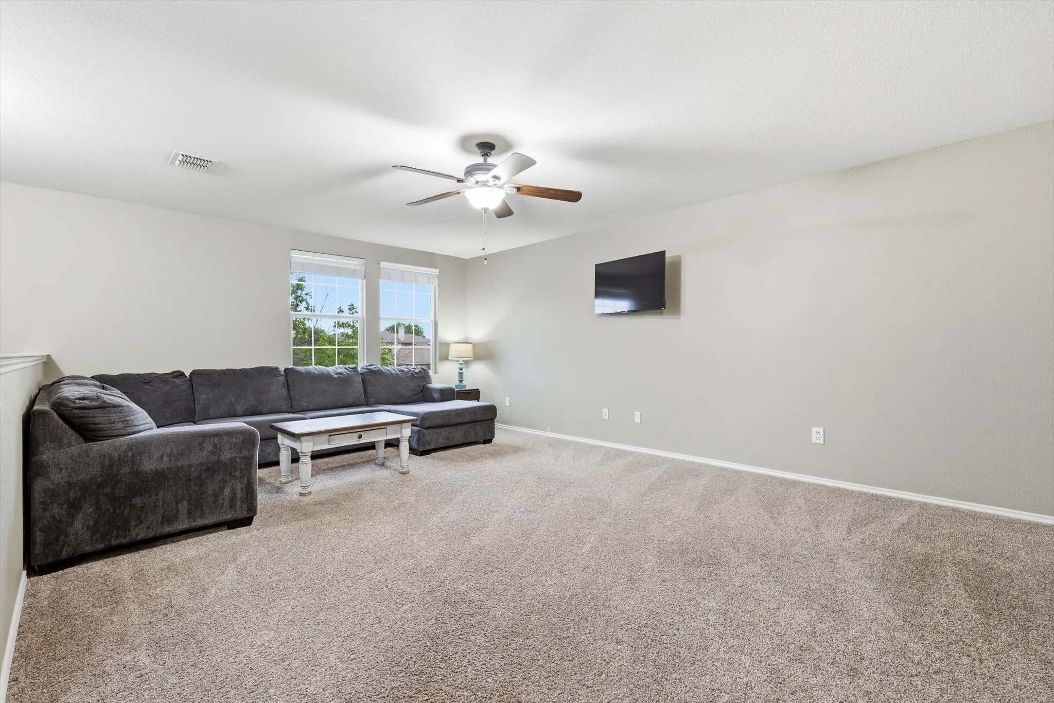 Single Family Residence For Sale in Denton County , 16637 Woodside Drive, Fort Worth, Texas 76247, 4 Bedroom, 3 Bathroom, 2 Garage spaces, 2,611 Sqft, built in 2005, mls#21341573, Real Estate Agent in Fort Worth, Homes For Sale in Denton county, Homes For Sale in Fort Worth, Realtor in Fort Worth Texas, Real Estate Brokerage Independent Realty Texas, Luminita Cordes Realtor