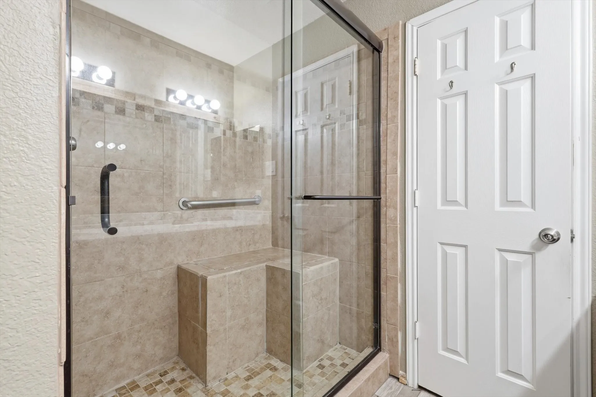 Single Family Residence For Sale in Denton County , 16637 Woodside Drive, Fort Worth, Texas 76247, 4 Bedroom, 3 Bathroom, 2 Garage spaces, 2,611 Sqft, built in 2005, mls#21341573, Real Estate Agent in Fort Worth, Homes For Sale in Denton county, Homes For Sale in Fort Worth, Realtor in Fort Worth Texas, Real Estate Brokerage Independent Realty Texas, Luminita Cordes Realtor