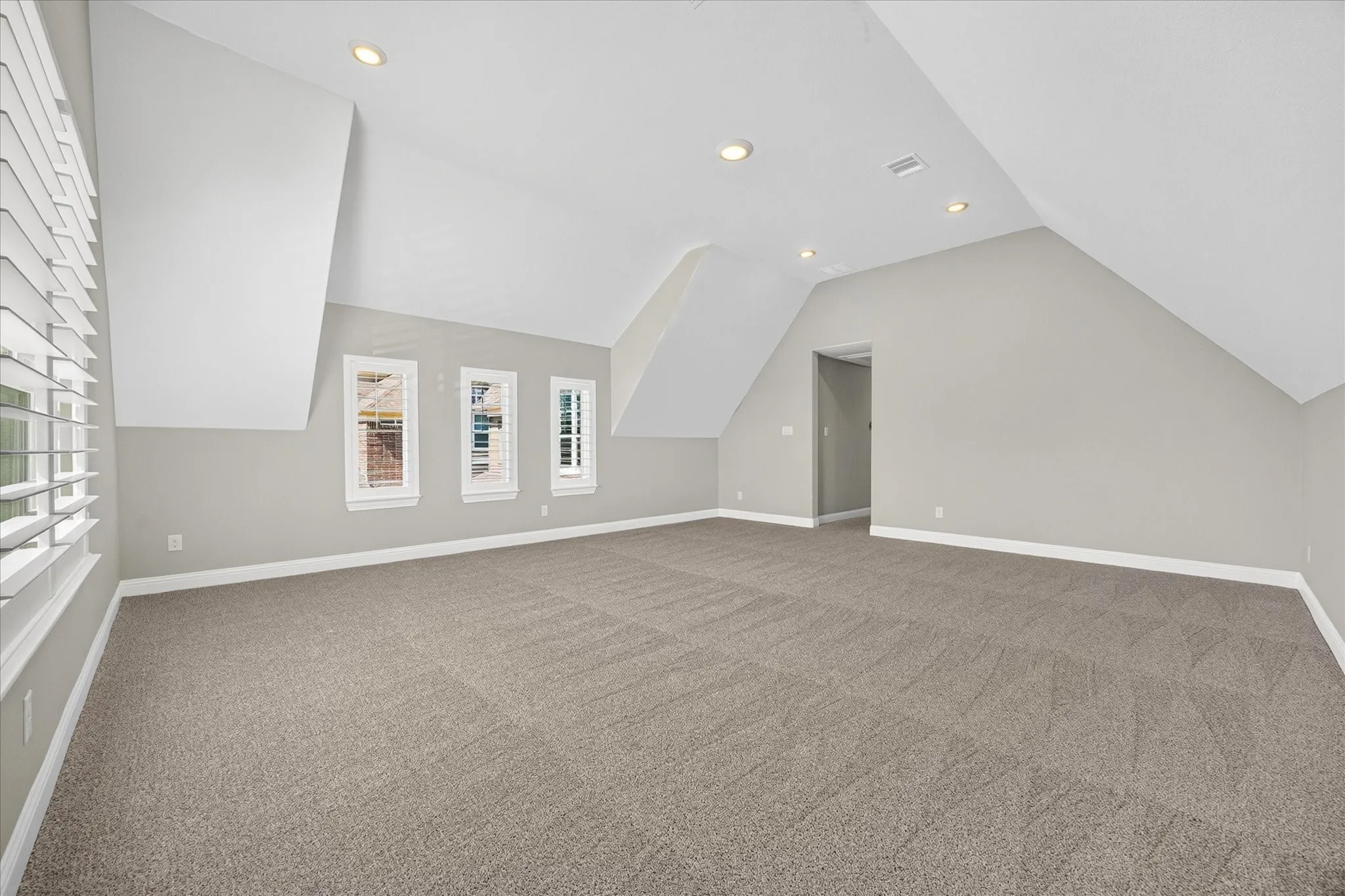 Single Family Residence For Sale in Rockwall County , 3718 Herrick Street, Rockwall, Texas 75032, 5 Bedroom, 4 Bathroom, 3 Garage spaces, 4,144 Sqft, built in 2025, mls#21341247, Real Estate Agent in Rockwall, Homes For Sale in Rockwall county, Homes For Sale in Rockwall, Realtor in Rockwall Texas, Real Estate Brokerage Independent Realty Texas, Luminita Cordes Realtor