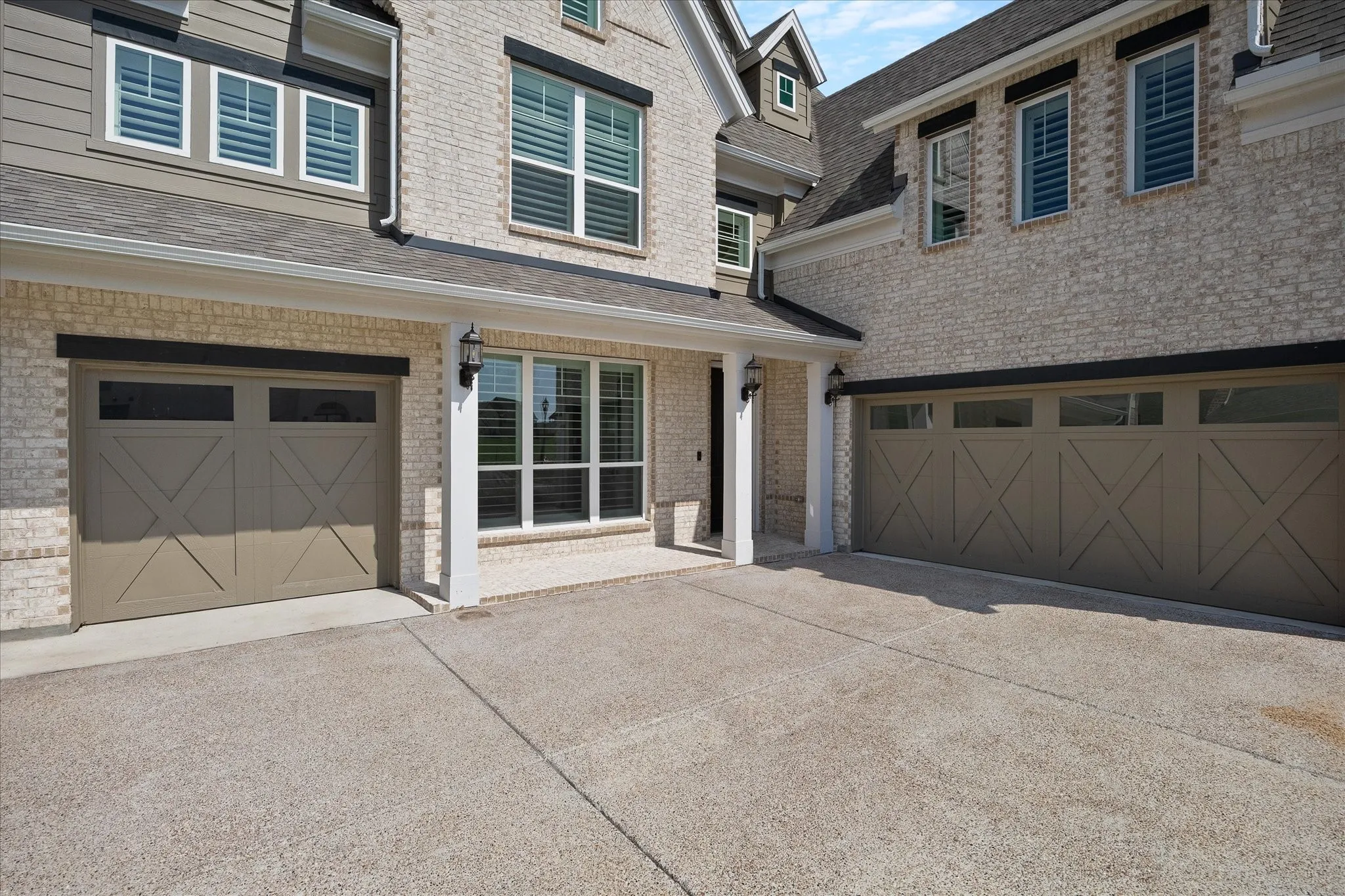 Single Family Residence For Sale in Rockwall County , 3718 Herrick Street, Rockwall, Texas 75032, 5 Bedroom, 4 Bathroom, 3 Garage spaces, 4,144 Sqft, built in 2025, mls#21341247, Real Estate Agent in Rockwall, Homes For Sale in Rockwall county, Homes For Sale in Rockwall, Realtor in Rockwall Texas, Real Estate Brokerage Independent Realty Texas, Luminita Cordes Realtor