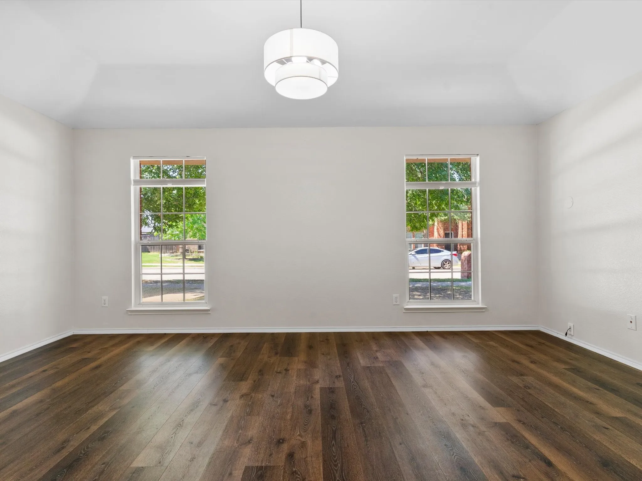 Single Family Residence For Sale in Denton County , 4105 Freedom Lane, Frisco, Texas 75033, 3 Bedroom, 2 Bathroom, 2 Garage spaces, 1,919 Sqft, built in 2002, mls#21334384, Real Estate Agent in Frisco, Homes For Sale in Denton county, Homes For Sale in Frisco, Realtor in Frisco Texas, Real Estate Brokerage Independent Realty Texas, Luminita Cordes Realtor