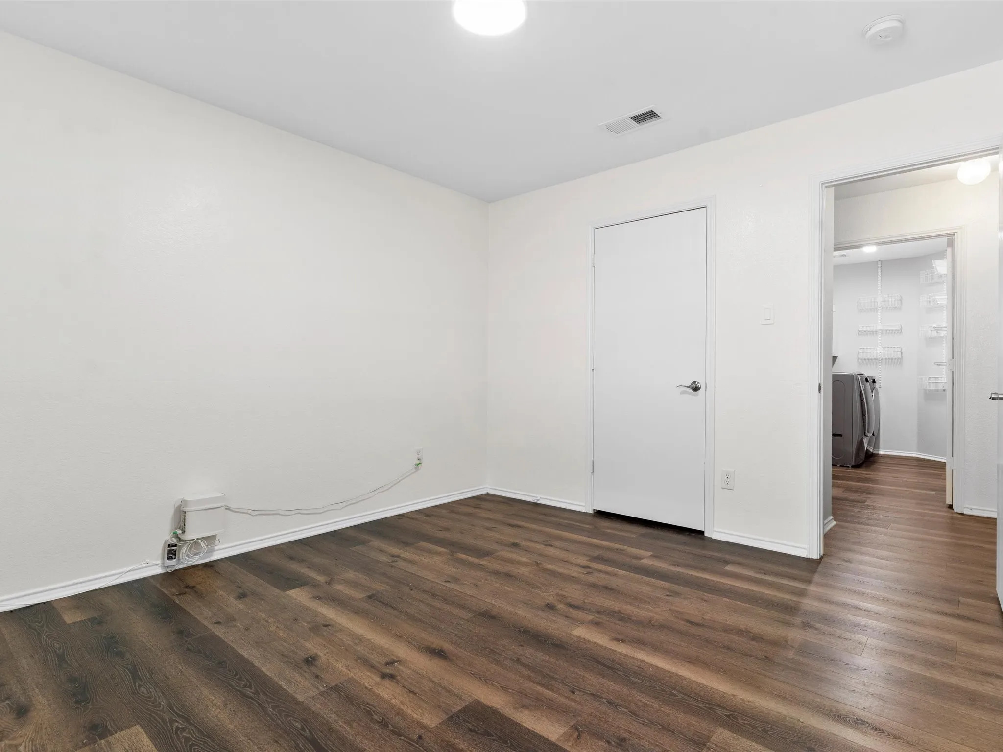 Single Family Residence For Sale in Denton County , 4105 Freedom Lane, Frisco, Texas 75033, 3 Bedroom, 2 Bathroom, 2 Garage spaces, 1,919 Sqft, built in 2002, mls#21334384, Real Estate Agent in Frisco, Homes For Sale in Denton county, Homes For Sale in Frisco, Realtor in Frisco Texas, Real Estate Brokerage Independent Realty Texas, Luminita Cordes Realtor