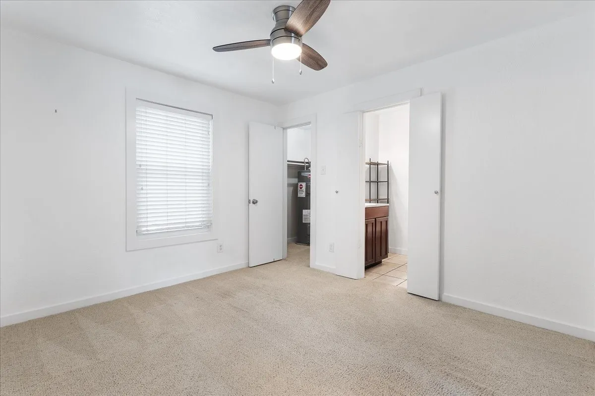 Condominium For Rent in Dallas County , 5505 Live Oak Street 116, Dallas, Texas 75206, 2 Bedroom, 3 Bathroom, 2 Garage spaces, 1,003 Sqft, built in 1982, mls#21341603, Real Estate Agent in Dallas, Homes For Rent in Dallas county, Homes For Rent in Dallas, Realtor in Dallas Texas, Real Estate Brokerage Independent Realty Texas, Luminita Cordes Realtor