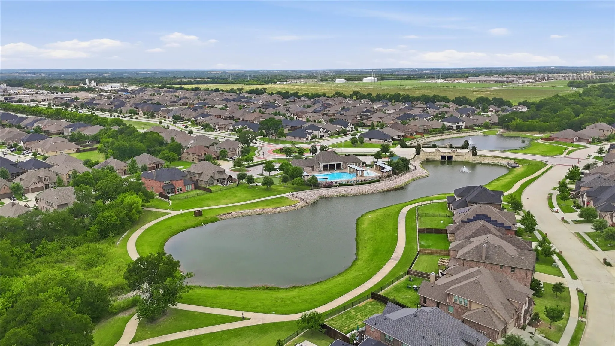 Single Family Residence For Sale in Collin County , 4200 Cherry Lane, Melissa, Texas 75454, 3 Bedroom, 2 Bathroom, 2 Garage spaces, 1,970 Sqft, built in 2017, mls#21340699, Real Estate Agent in Melissa, Homes For Sale in Collin county, Homes For Sale in Melissa, Realtor in Melissa Texas, Real Estate Brokerage Independent Realty Texas, Luminita Cordes Realtor