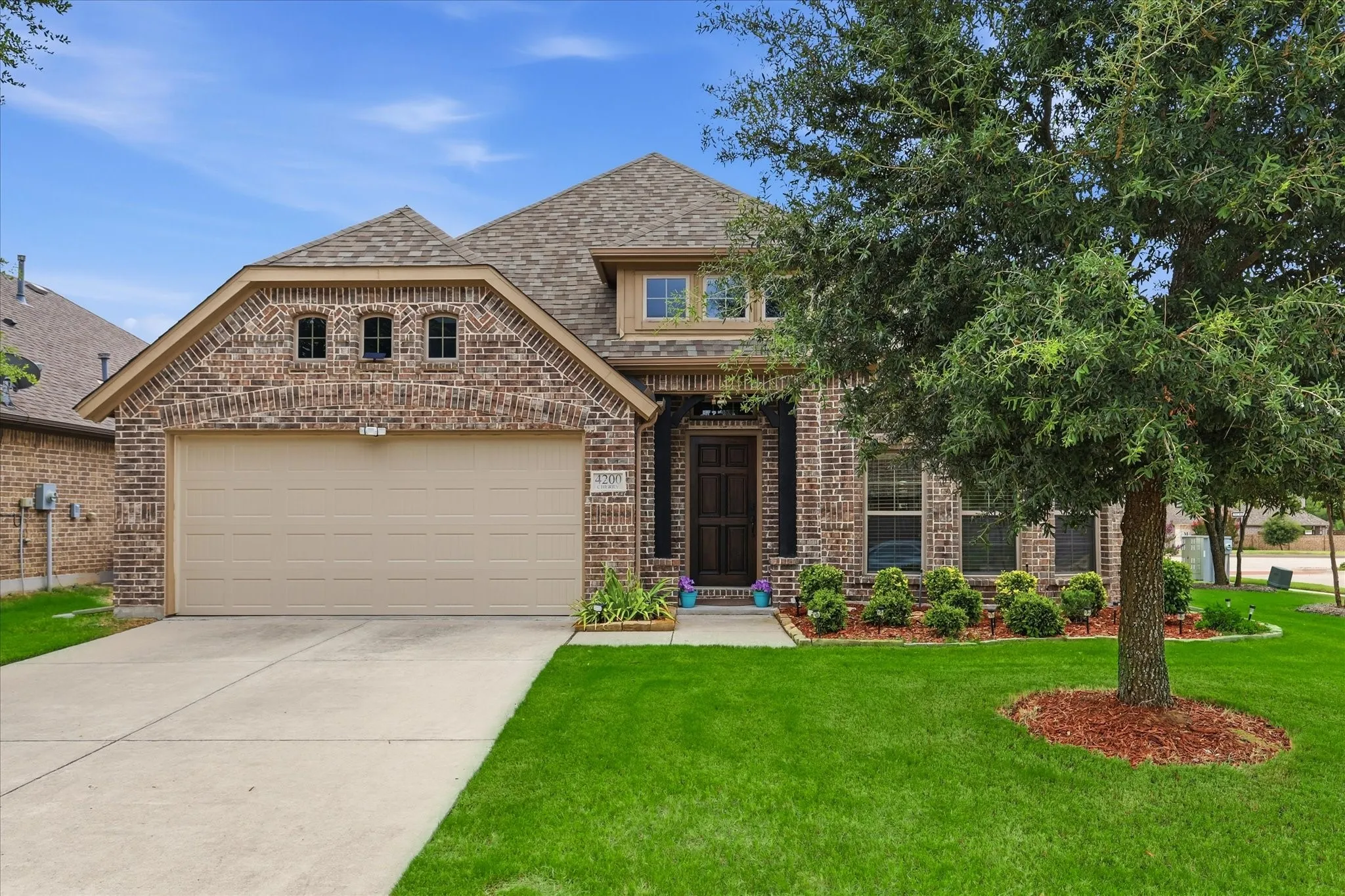 Single Family Residence For Sale in Collin County , 4200 Cherry Lane, Melissa, Texas 75454, 3 Bedroom, 2 Bathroom, 2 Garage spaces, 1,970 Sqft, built in 2017, mls#21340699, Real Estate Agent in Melissa, Homes For Sale in Collin county, Homes For Sale in Melissa, Realtor in Melissa Texas, Real Estate Brokerage Independent Realty Texas, Luminita Cordes Realtor