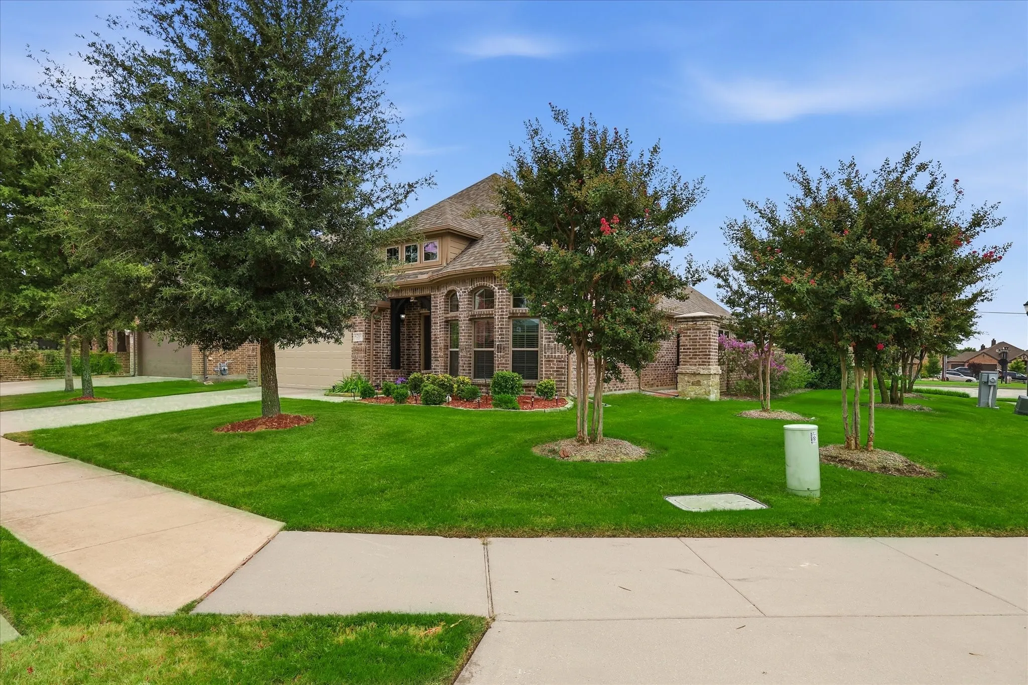 Single Family Residence For Sale in Collin County , 4200 Cherry Lane, Melissa, Texas 75454, 3 Bedroom, 2 Bathroom, 2 Garage spaces, 1,970 Sqft, built in 2017, mls#21340699, Real Estate Agent in Melissa, Homes For Sale in Collin county, Homes For Sale in Melissa, Realtor in Melissa Texas, Real Estate Brokerage Independent Realty Texas, Luminita Cordes Realtor
