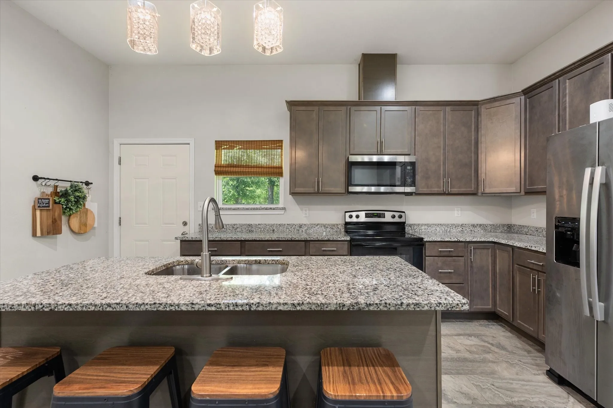 Single Family Residence For Sale in Freestone County , 219 County Road 1260, Fairfield, Texas 75840, 3 Bedroom, 2 Bathroom, 1 Garage spaces, 1,364 Sqft, built in 2023, mls#21338530, Real Estate Agent in Fairfield, Homes For Sale in Freestone county, Homes For Sale in Fairfield, Realtor in Fairfield Texas, Real Estate Brokerage Independent Realty Texas, Luminita Cordes Realtor