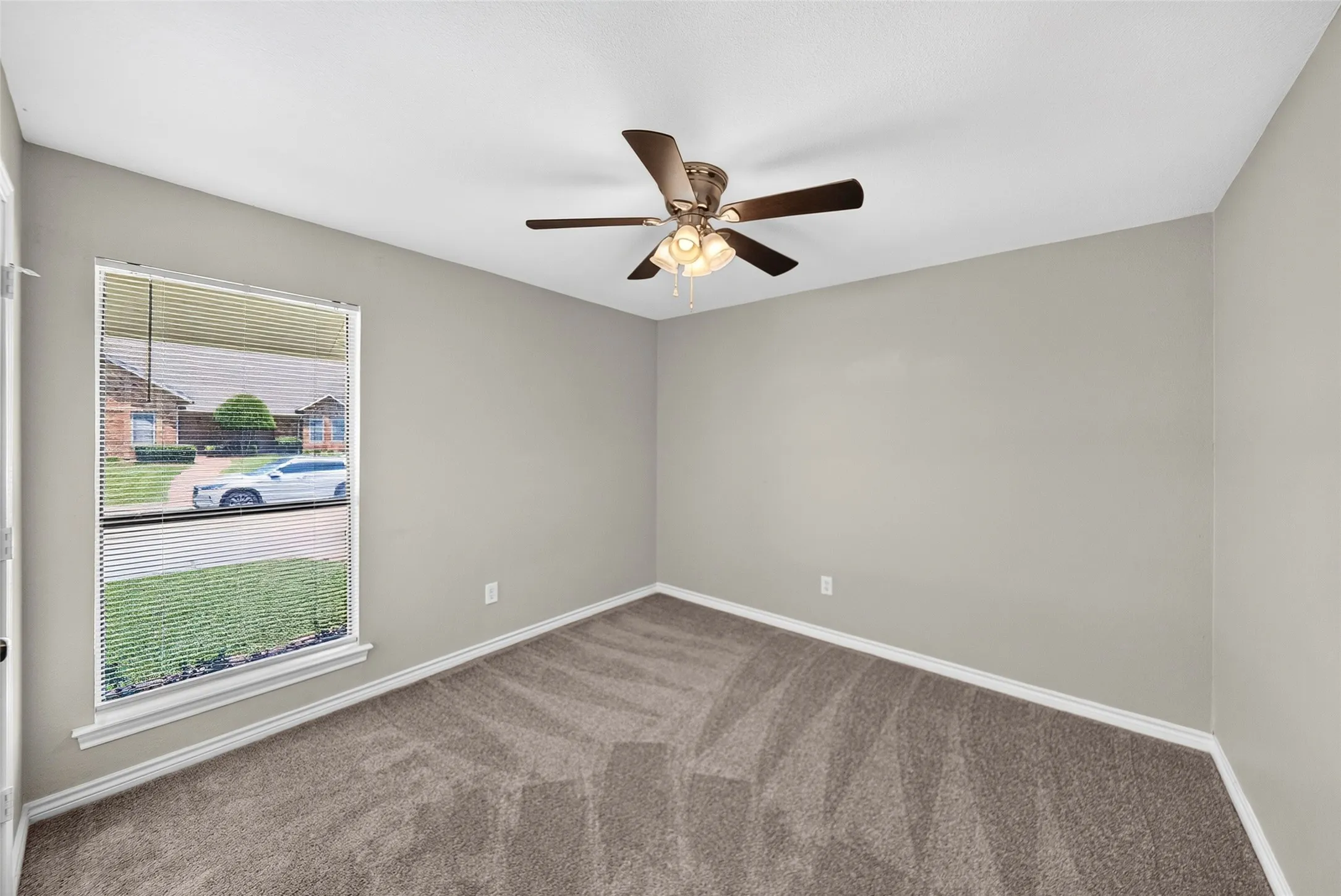 Single Family Residence For Sale in Dallas County , 6026 White Rose Trail, Dallas, Texas 75248, 3 Bedroom, 2 Bathroom, 2 Garage spaces, 2,320 Sqft, built in 1979, Price $600,000, mls#21341524, Real Estate Agent in Dallas, Homes For Sale in Dallas county, Homes For Sale in Dallas, Realtor in Dallas Texas, Real Estate Brokerage Independent Realty Texas, Luminita Cordes Realtor