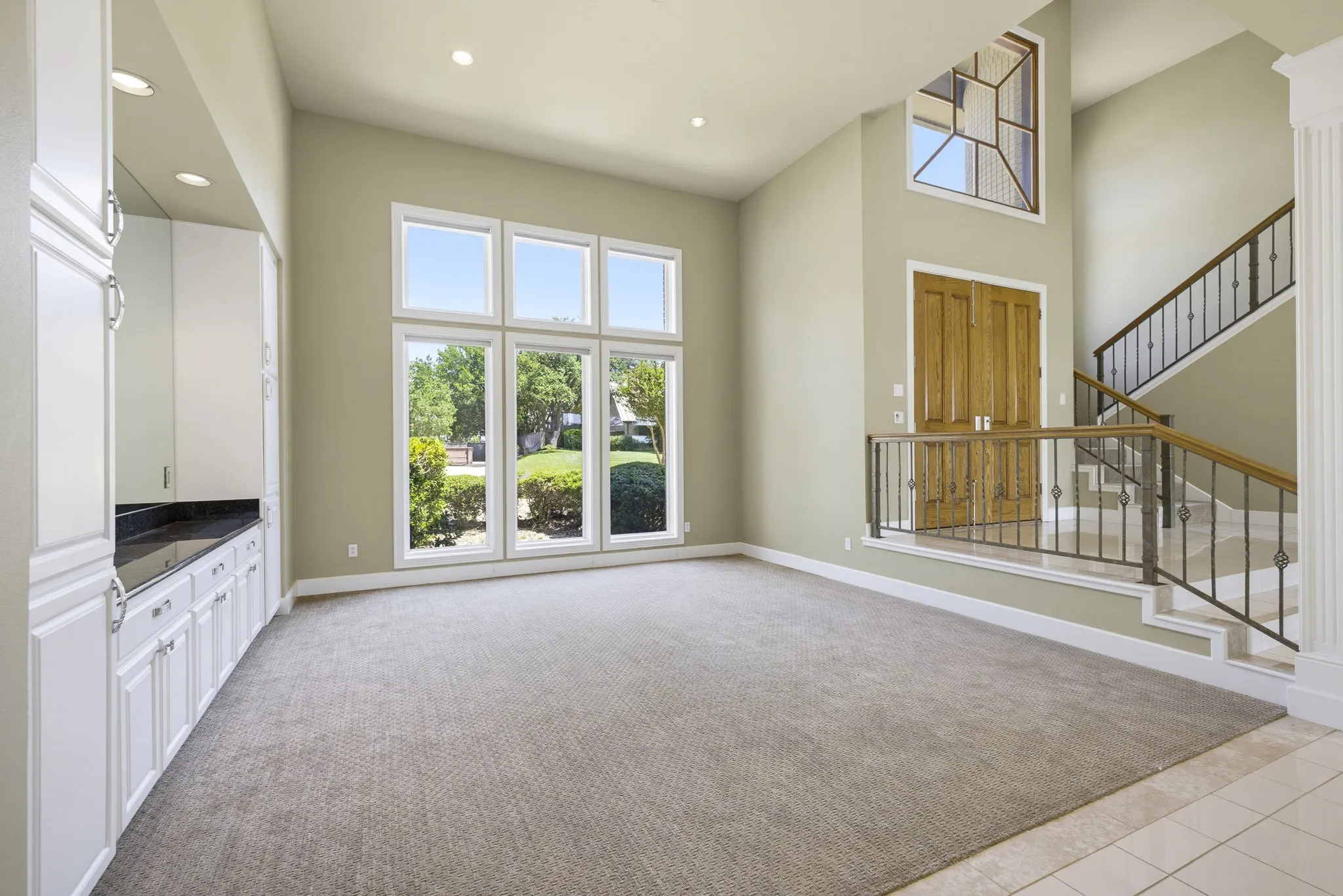 Single Family Residence For Sale in Tarrant County , 5916 Forest Highlands Drive, Fort Worth, Texas 76132, 4 Bedroom, 5 Bathroom, 3 Garage spaces, 6,166 Sqft, built in 1993, mls#21330674, Real Estate Agent in Fort Worth, Homes For Sale in Tarrant county, Homes For Sale in Fort Worth, Realtor in Fort Worth Texas, Real Estate Brokerage Independent Realty Texas, Luminita Cordes Realtor