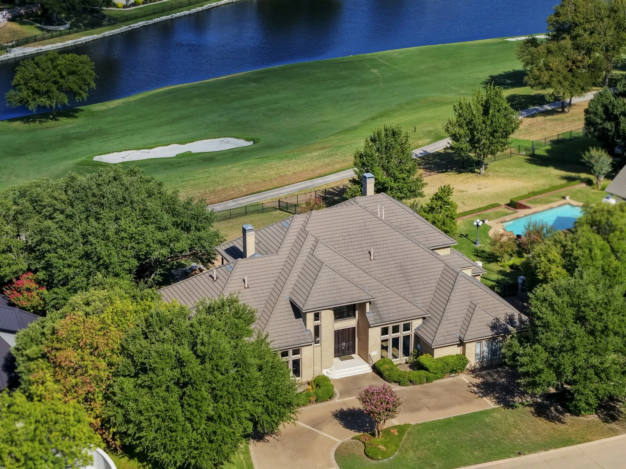 Single Family Residence For Sale in Tarrant County , 5916 Forest Highlands Drive, Fort Worth, Texas 76132, 4 Bedroom, 5 Bathroom, 3 Garage spaces, 6,166 Sqft, built in 1993, mls#21330674, Real Estate Agent in Fort Worth, Homes For Sale in Tarrant county, Homes For Sale in Fort Worth, Realtor in Fort Worth Texas, Real Estate Brokerage Independent Realty Texas, Luminita Cordes Realtor