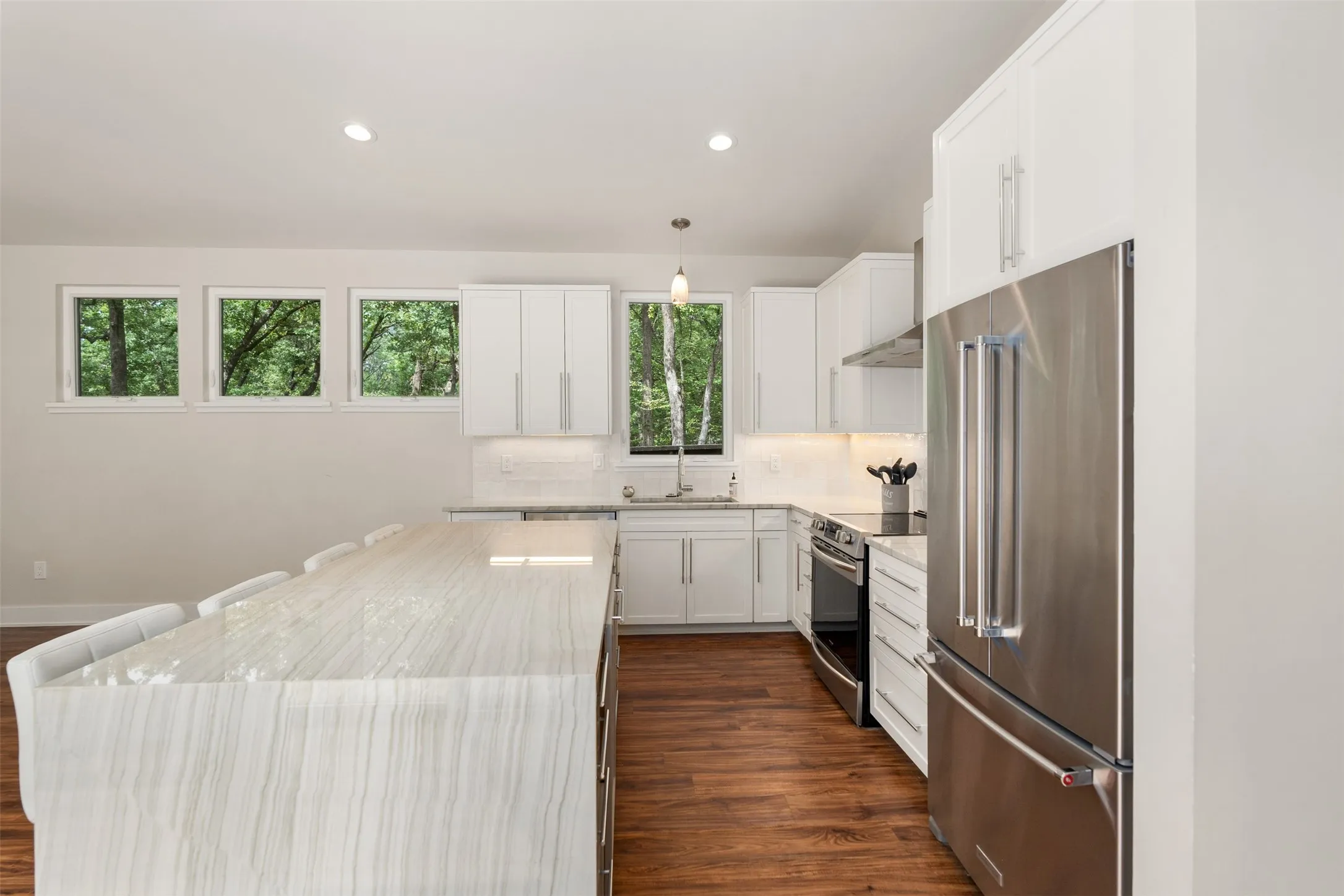 Single Family Residence For Sale in Henderson County , 143 Arbolado Blvd, Gun Barrel City, Texas 75156, 3 Bedrooms, 3 Bathrooms, 2 Garage spaces, 1,864 Sqft, built in 2022, Price $399,000, mls#21332319, Real Estate Agent in Gun Barrel City, Homes For Sale in Henderson county, Homes For Sale in Gun Barrel City, Realtor in Gun Barrel City Texas, Real Estate Brokerage Independent Realty Texas, Luminita Cordes Realtor