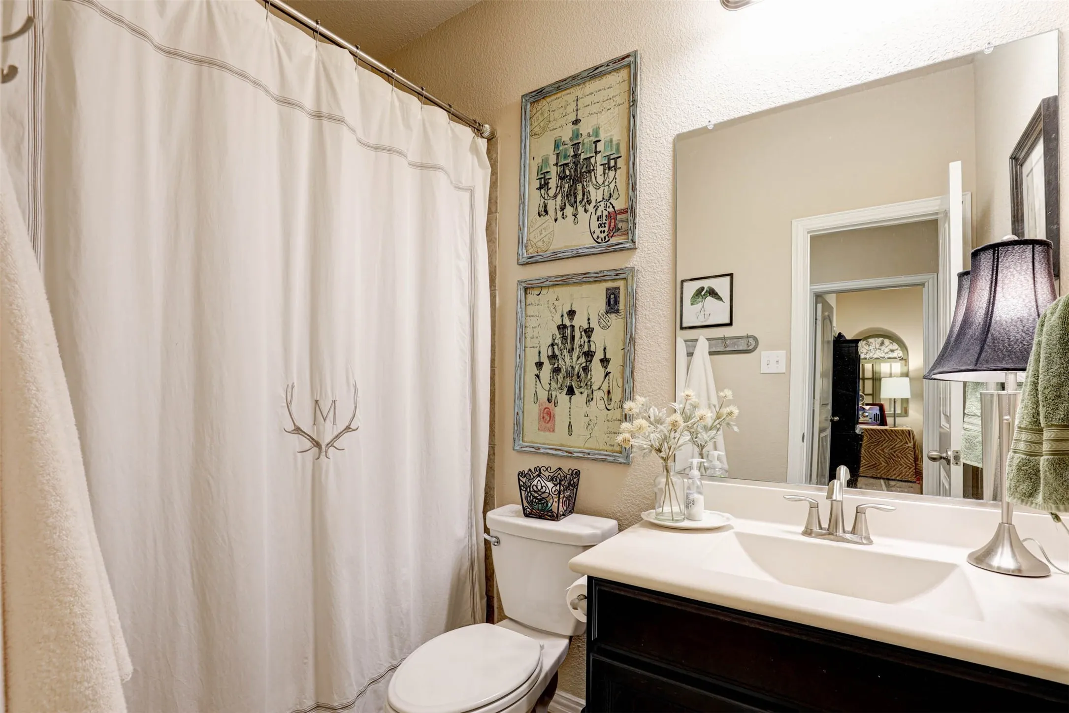 Single Family Residence For Sale in Denton County , 14724 Rocky Face Lane, Fort Worth, Texas 76052, 3 Bedroom, 2 Bathroom, 2 Garage spaces, 1,623 Sqft, built in 2018, mls#21341392, Real Estate Agent in Fort Worth, Homes For Sale in Denton county, Homes For Sale in Fort Worth, Realtor in Fort Worth Texas, Real Estate Brokerage Independent Realty Texas, Luminita Cordes Realtor
