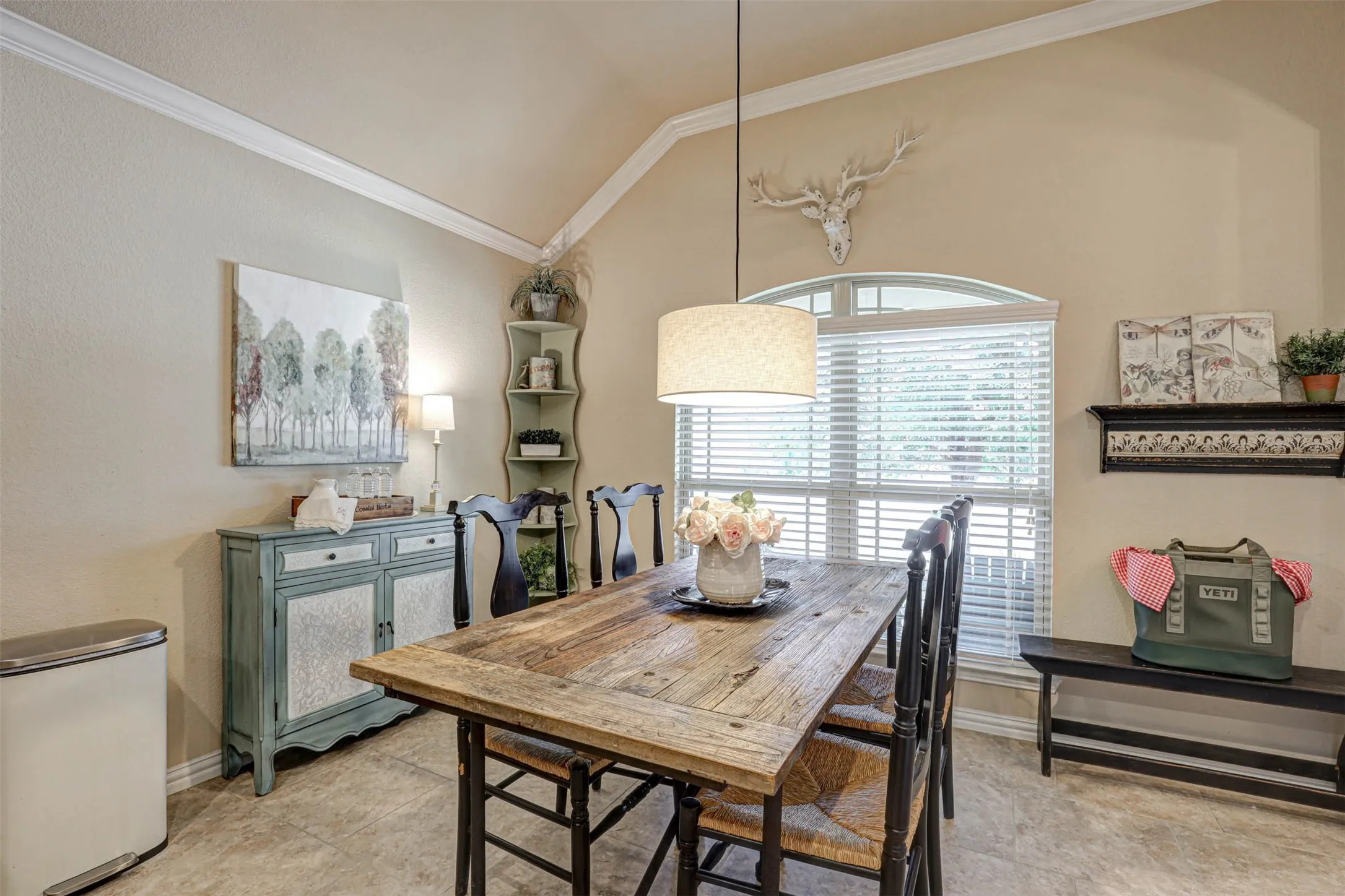 Single Family Residence For Sale in Denton County , 14724 Rocky Face Lane, Fort Worth, Texas 76052, 3 Bedroom, 2 Bathroom, 2 Garage spaces, 1,623 Sqft, built in 2018, mls#21341392, Real Estate Agent in Fort Worth, Homes For Sale in Denton county, Homes For Sale in Fort Worth, Realtor in Fort Worth Texas, Real Estate Brokerage Independent Realty Texas, Luminita Cordes Realtor