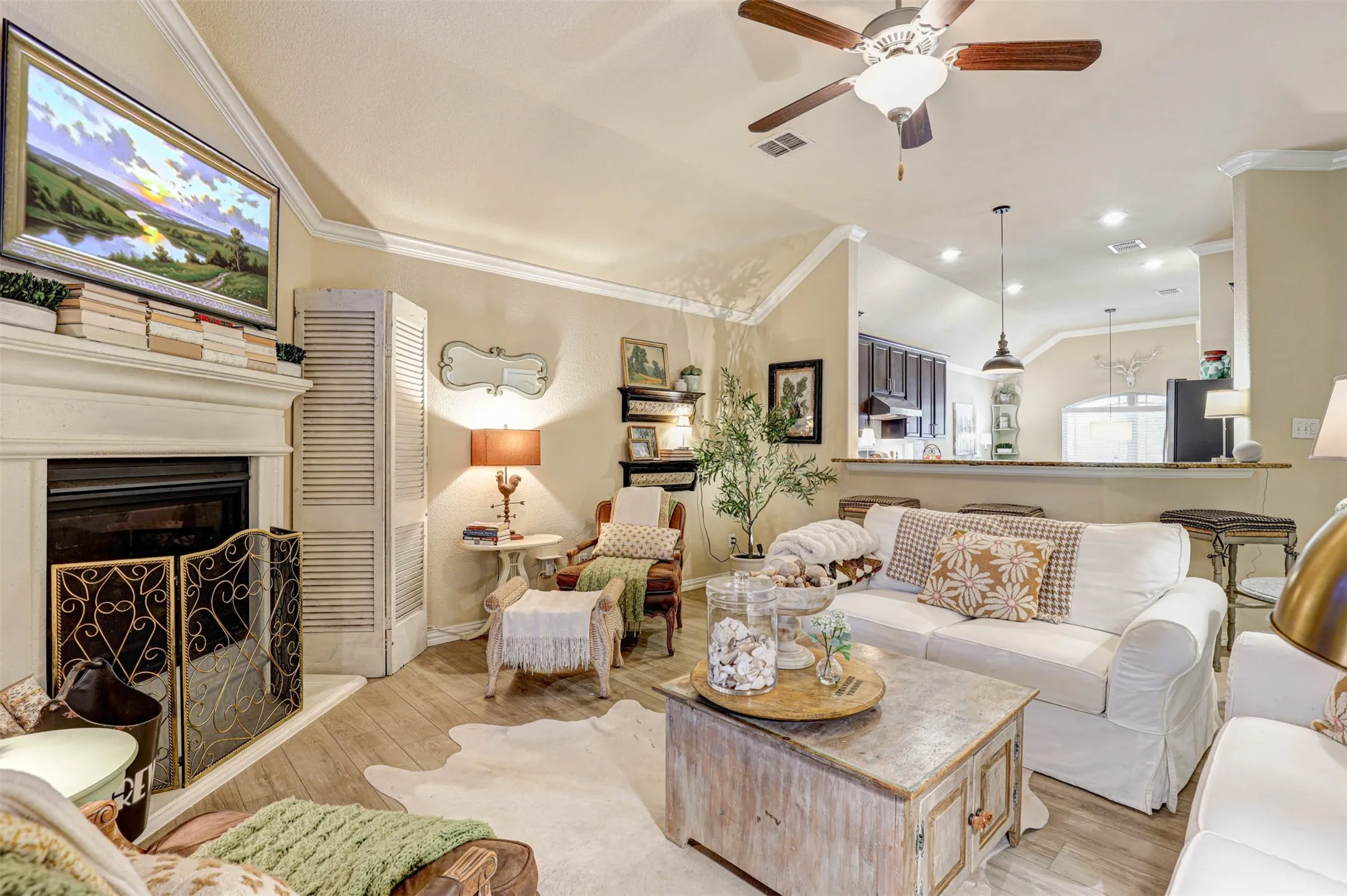 Single Family Residence For Sale in Denton County , 14724 Rocky Face Lane, Fort Worth, Texas 76052, 3 Bedroom, 2 Bathroom, 2 Garage spaces, 1,623 Sqft, built in 2018, mls#21341392, Real Estate Agent in Fort Worth, Homes For Sale in Denton county, Homes For Sale in Fort Worth, Realtor in Fort Worth Texas, Real Estate Brokerage Independent Realty Texas, Luminita Cordes Realtor