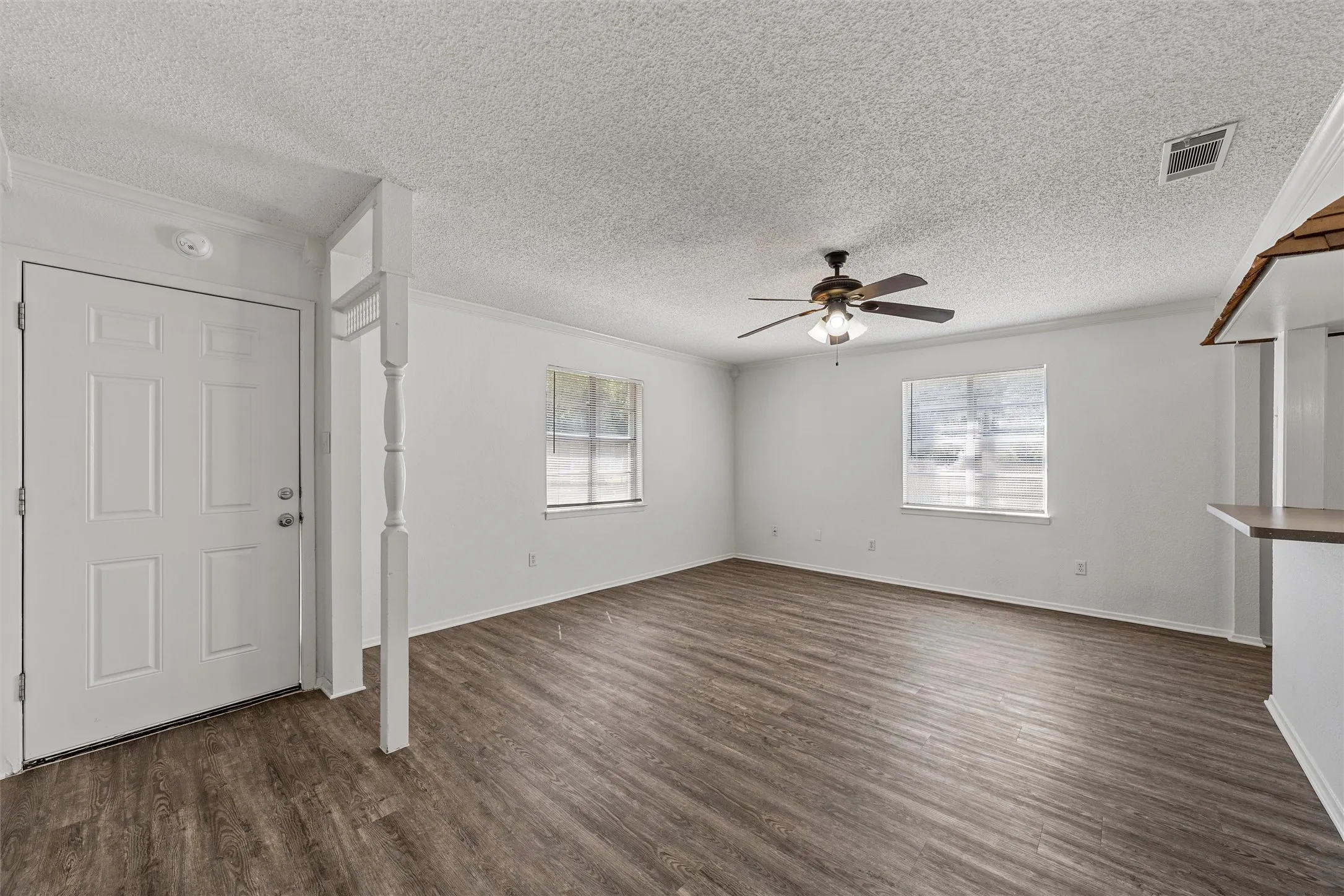 Single Family Residence For Sale in Mc Lennan County , 1374 Saffles Road, Robinson, Texas 76706, 3 Bedroom, 2 Bathroom, Garage spaces, 1,136 Sqft, built in 1982, mls#21341631, Real Estate Agent in Robinson, Homes For Sale in Mc Lennan county, Homes For Sale in Robinson, Realtor in Robinson Texas, Real Estate Brokerage Independent Realty Texas, Luminita Cordes Realtor