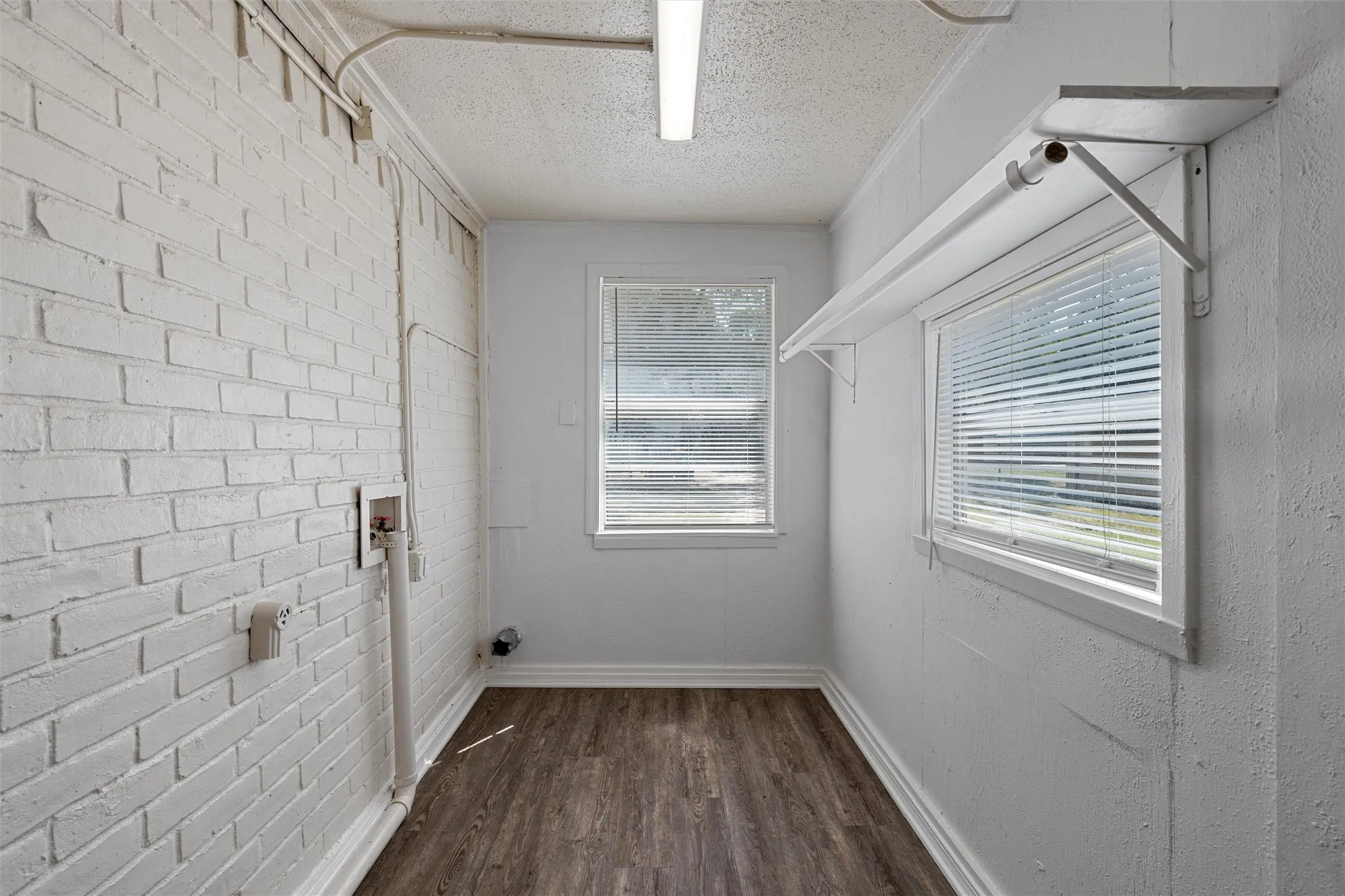 Single Family Residence For Sale in Mc Lennan County , 1374 Saffles Road, Robinson, Texas 76706, 3 Bedroom, 2 Bathroom, Garage spaces, 1,136 Sqft, built in 1982, mls#21341631, Real Estate Agent in Robinson, Homes For Sale in Mc Lennan county, Homes For Sale in Robinson, Realtor in Robinson Texas, Real Estate Brokerage Independent Realty Texas, Luminita Cordes Realtor