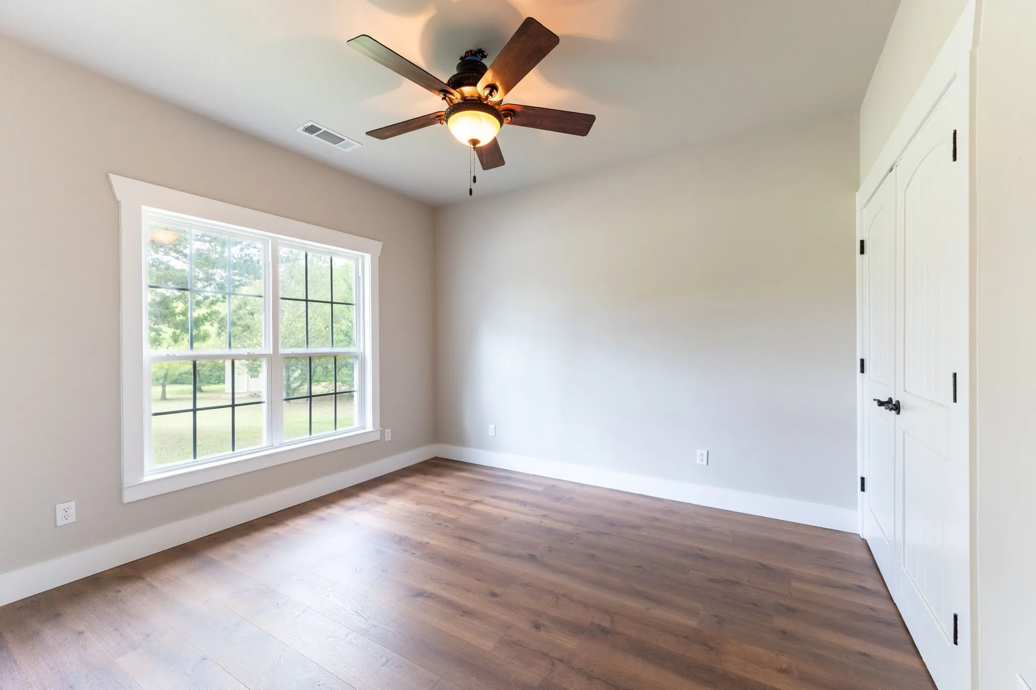 Farm For Sale in Grayson County , 38 Jubilee Farm Road, Bells, Texas 75414, 0, 4 Bathroom, 2 Garage spaces, 2,365 Sqft, built in 2017, mls#21341650, Real Estate Agent in Bells, Homes For Sale in Grayson county, Homes For Sale in Bells, Realtor in Bells Texas, Real Estate Brokerage Independent Realty Texas, Luminita Cordes Realtor