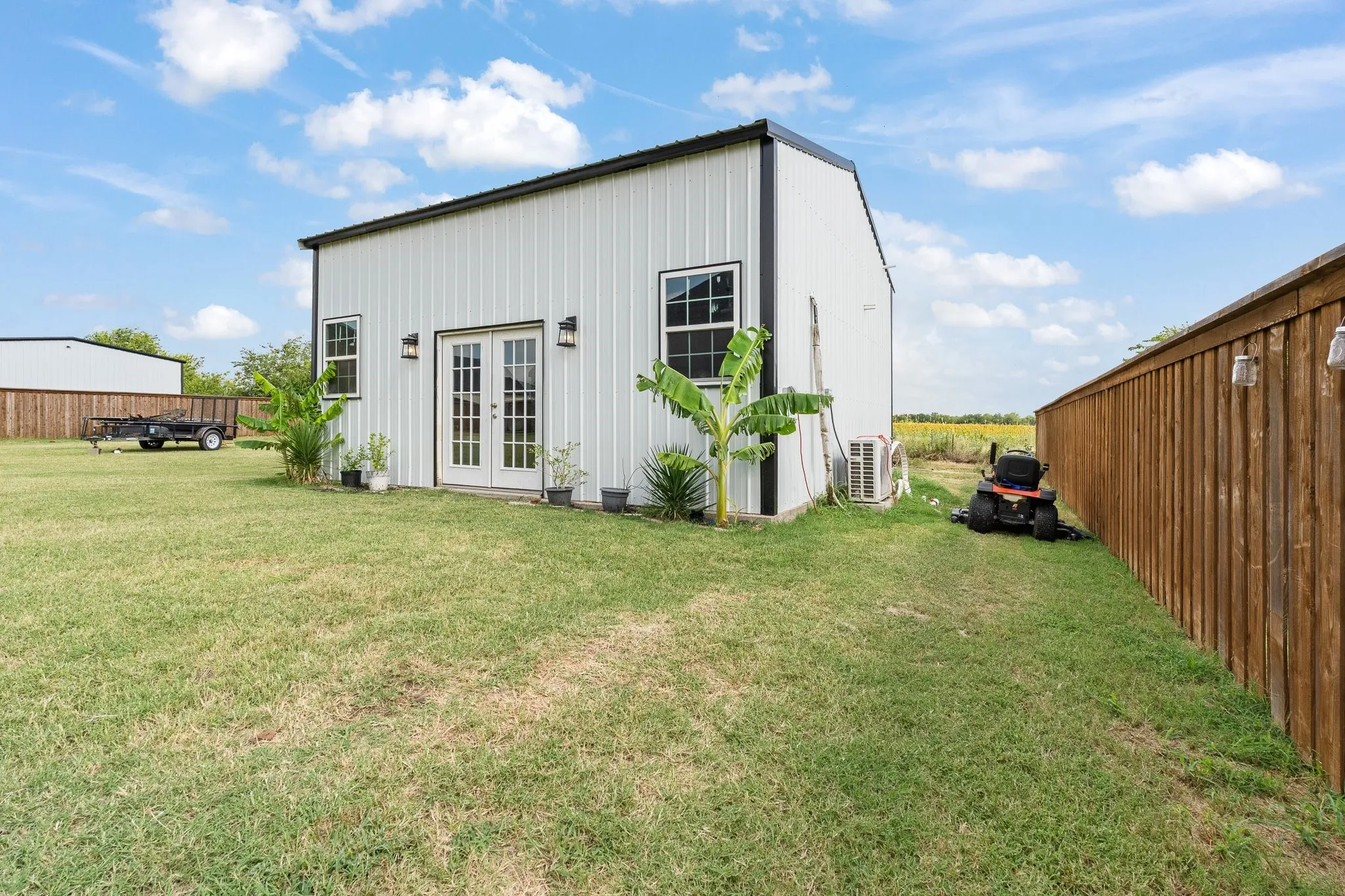 Single Family Residence For Sale in Johnson County , 9448 Wildcat Ridge, Godley, Texas 76044, 5 Bedroom, 3 Bathroom, 2 Garage spaces, 2,160 Sqft, built in 2021, mls#21341602, Real Estate Agent in Godley, Homes For Sale in Johnson county, Homes For Sale in Godley, Realtor in Godley Texas, Real Estate Brokerage Independent Realty Texas, Luminita Cordes Realtor