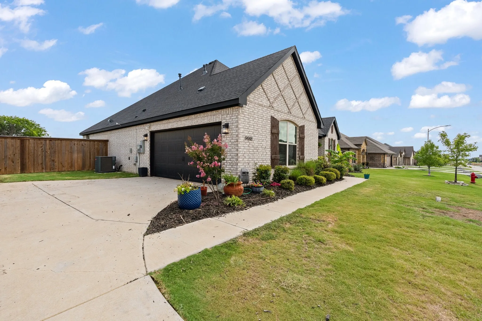 Single Family Residence For Sale in Johnson County , 9448 Wildcat Ridge, Godley, Texas 76044, 5 Bedroom, 3 Bathroom, 2 Garage spaces, 2,160 Sqft, built in 2021, mls#21341602, Real Estate Agent in Godley, Homes For Sale in Johnson county, Homes For Sale in Godley, Realtor in Godley Texas, Real Estate Brokerage Independent Realty Texas, Luminita Cordes Realtor
