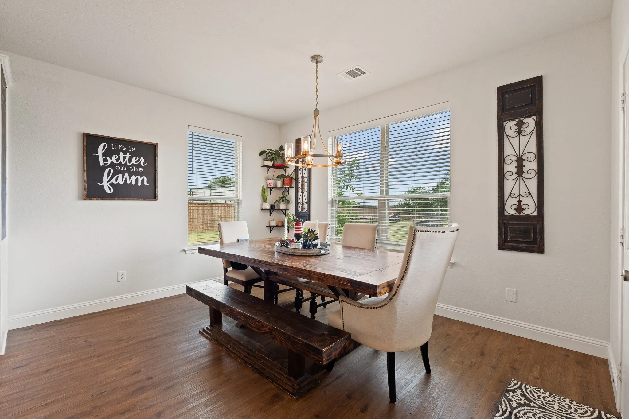Single Family Residence For Sale in Johnson County , 9448 Wildcat Ridge, Godley, Texas 76044, 5 Bedroom, 3 Bathroom, 2 Garage spaces, 2,160 Sqft, built in 2021, mls#21341602, Real Estate Agent in Godley, Homes For Sale in Johnson county, Homes For Sale in Godley, Realtor in Godley Texas, Real Estate Brokerage Independent Realty Texas, Luminita Cordes Realtor