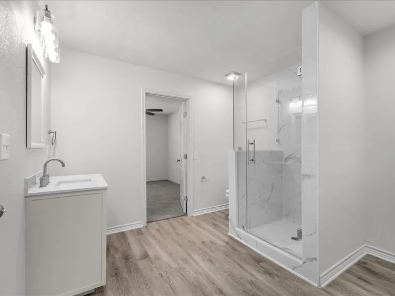 Single Family Residence For Sale in Tarrant County , 708 Race Street, Crowley, Texas 76036, 5 Bedroom, 3 Bathroom, Garage spaces, 1,358 Sqft, built in 1955, mls#21341662, Real Estate Agent in Crowley, Homes For Sale in Tarrant county, Homes For Sale in Crowley, Realtor in Crowley Texas, Real Estate Brokerage Independent Realty Texas, Luminita Cordes Realtor