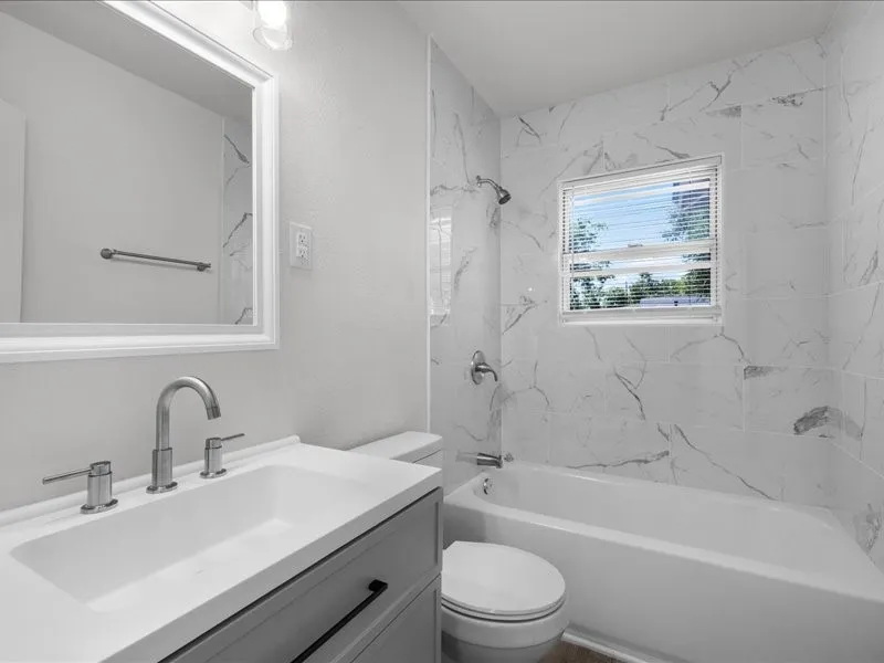 Single Family Residence For Sale in Tarrant County , 708 Race Street, Crowley, Texas 76036, 5 Bedroom, 3 Bathroom, Garage spaces, 1,358 Sqft, built in 1955, mls#21341662, Real Estate Agent in Crowley, Homes For Sale in Tarrant county, Homes For Sale in Crowley, Realtor in Crowley Texas, Real Estate Brokerage Independent Realty Texas, Luminita Cordes Realtor